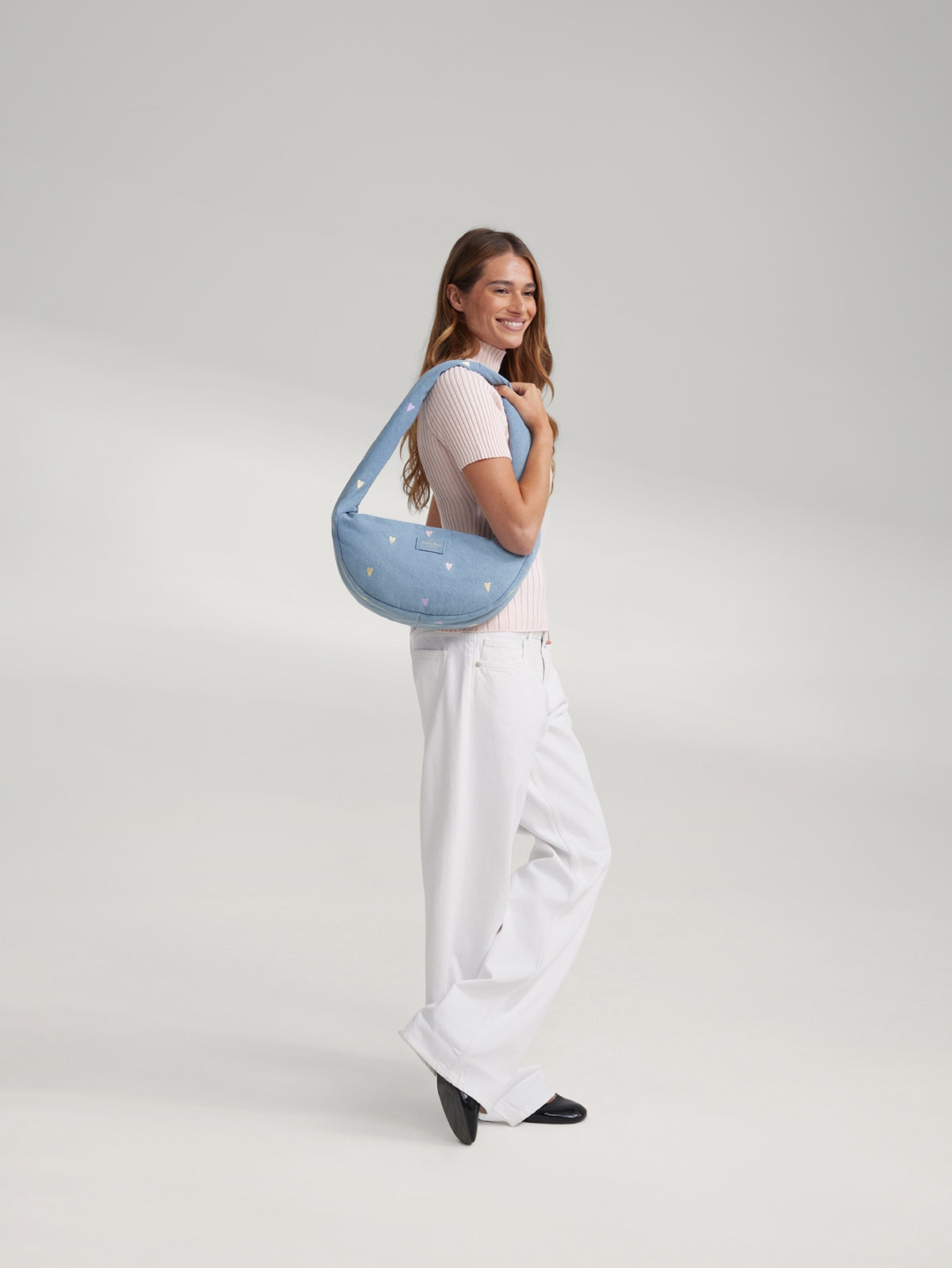 Studio Noos - Mini Cross Body Tasche Denim Light Blue Hearts
