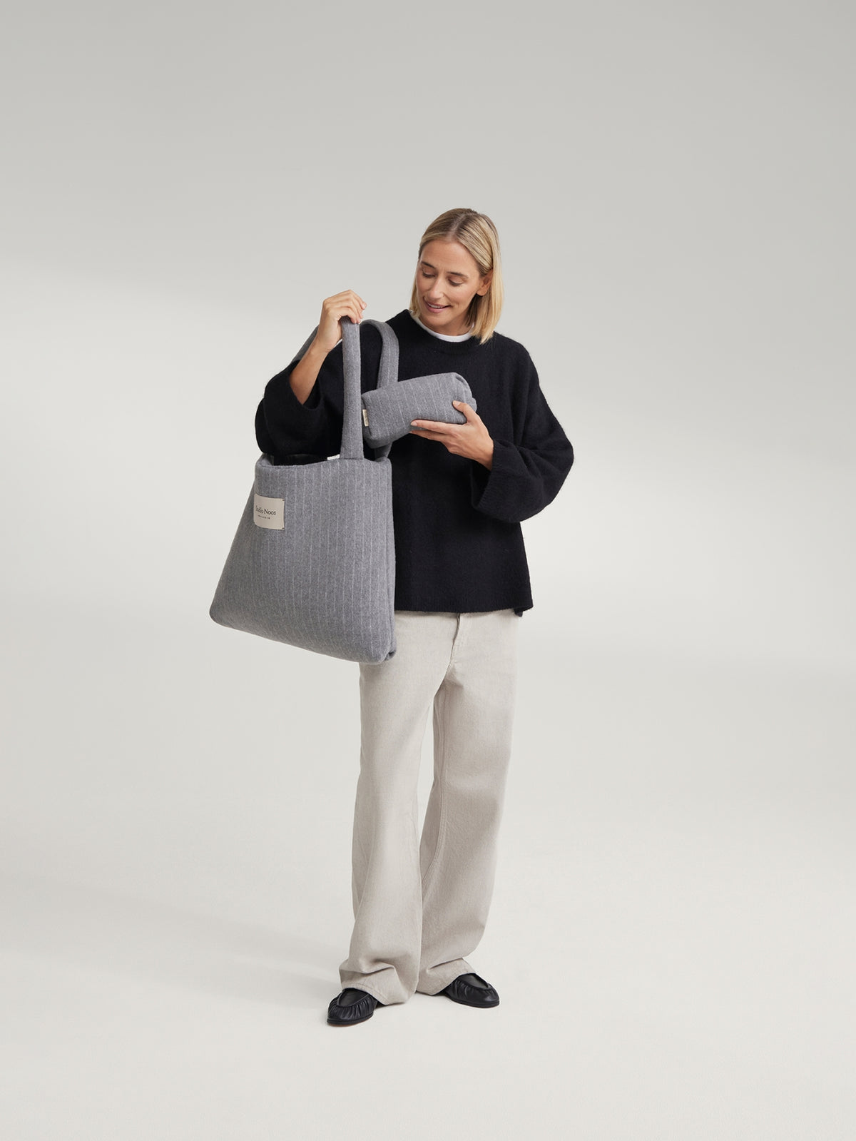 Studio Noos - Kulturbeutel Flannel Chalkstripe Light Grey