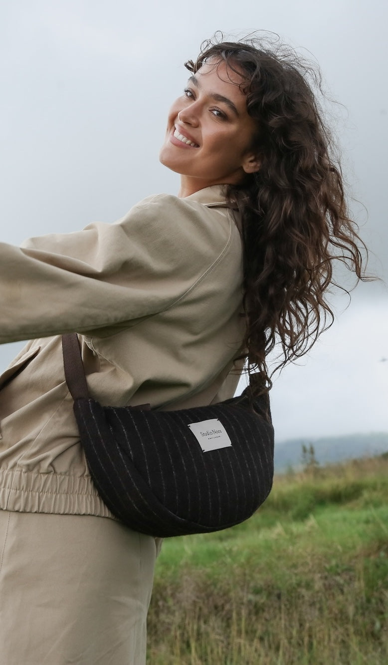Studio Noos - Tasche Fanny Pack Flannel Chalkstripe Brown
