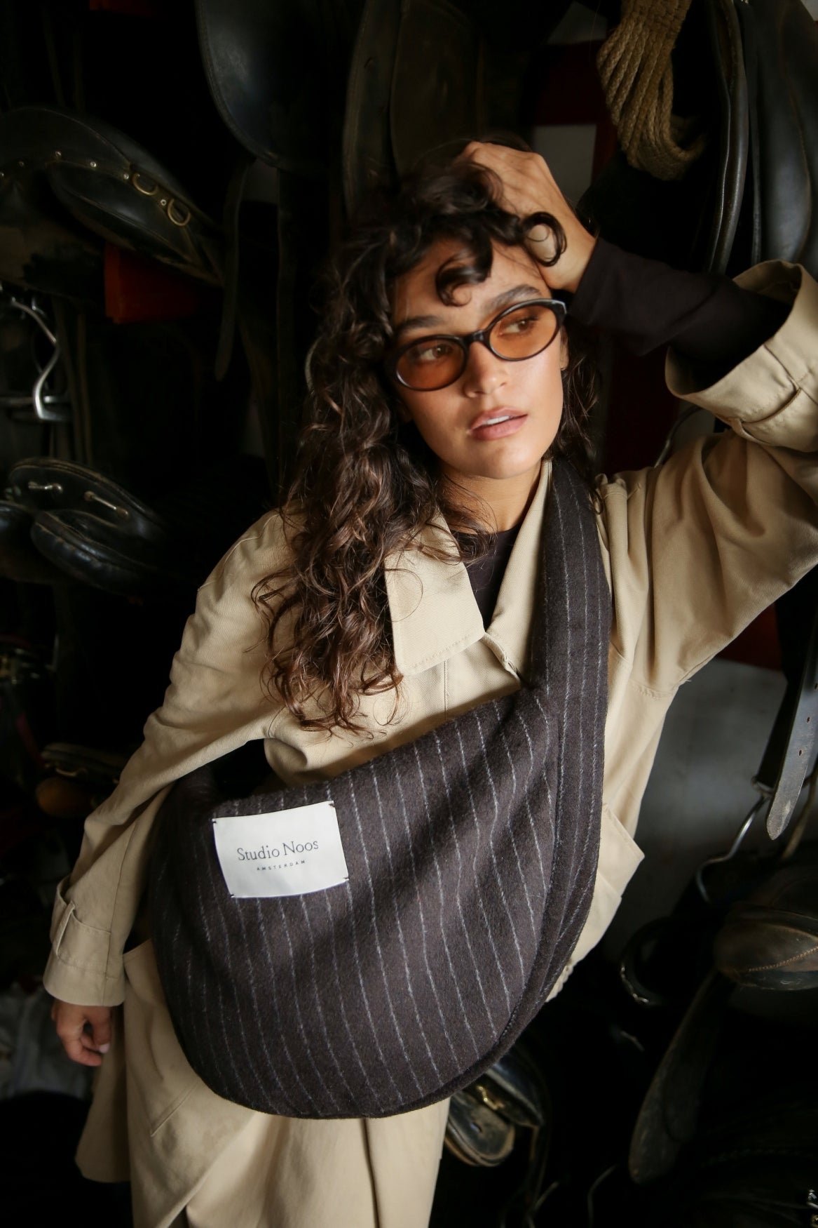 Studio Noos - Cross Body Tasche Flannel Chalkstripe Brown