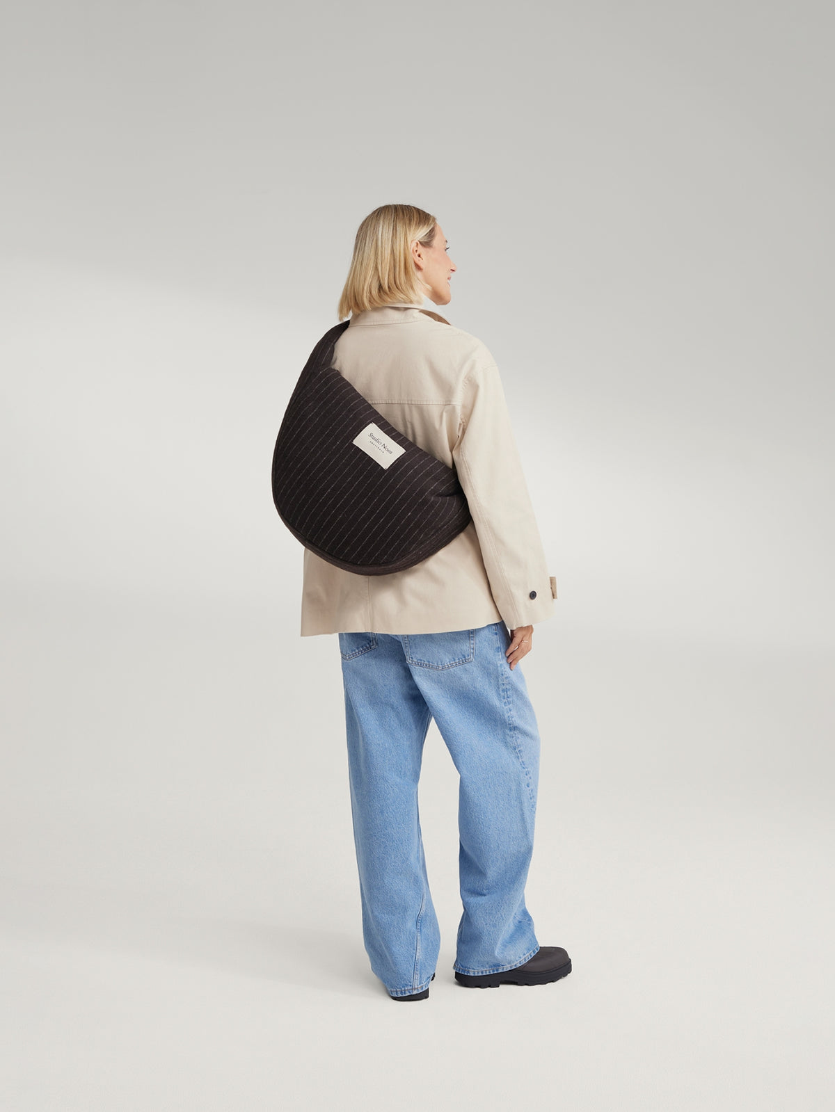 Studio Noos - Cross Body Tasche Flannel Chalkstripe Brown
