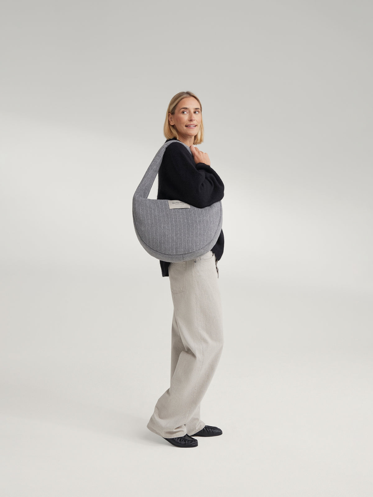Studio Noos - Cross Body Tasche Flannel Chalkstripe Light Grey