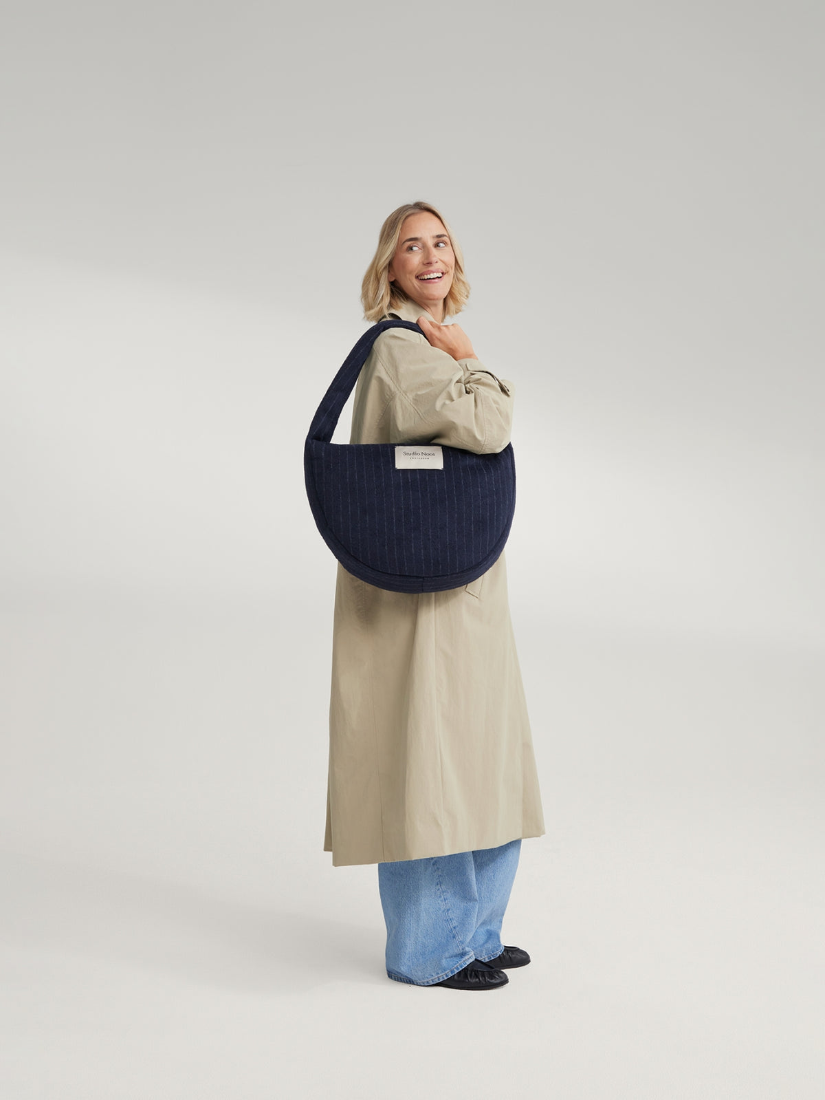 Studio Noos - Cross Body Tasche Flannel Chalkstripe Dark Blue