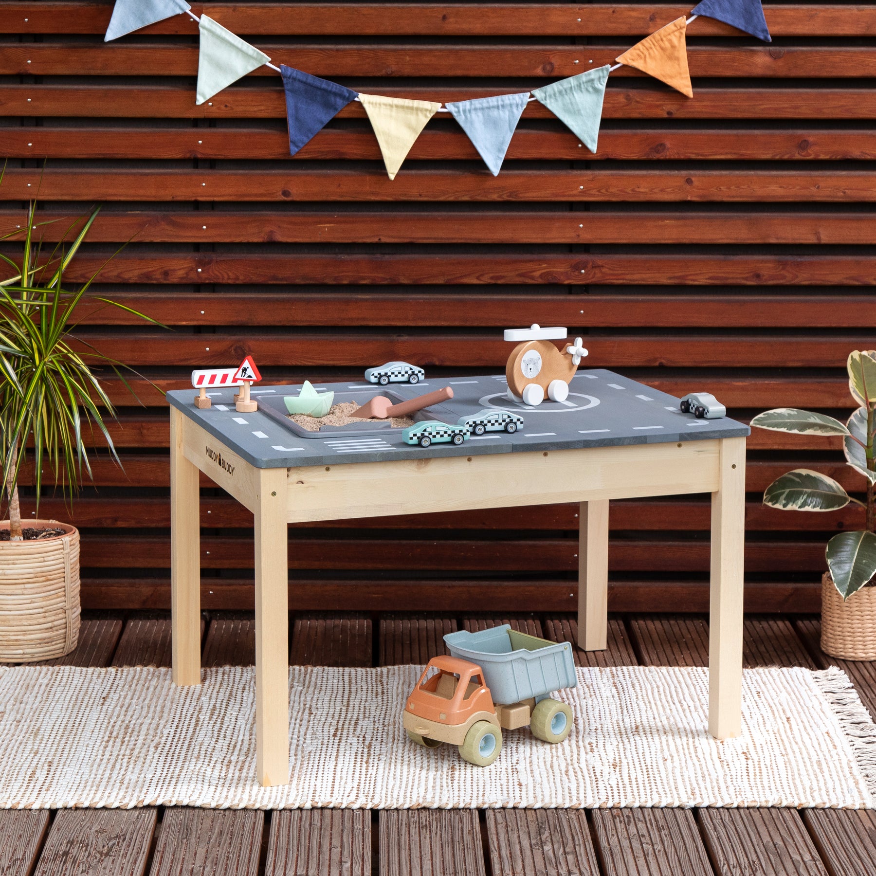 MUDDY BUDDY ® - Outdoor Spieltisch „Race Runner“