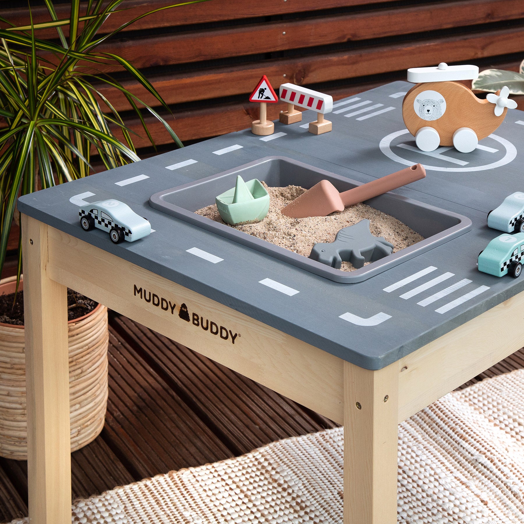 MUDDY BUDDY ® - Outdoor Spieltisch „Race Runner“