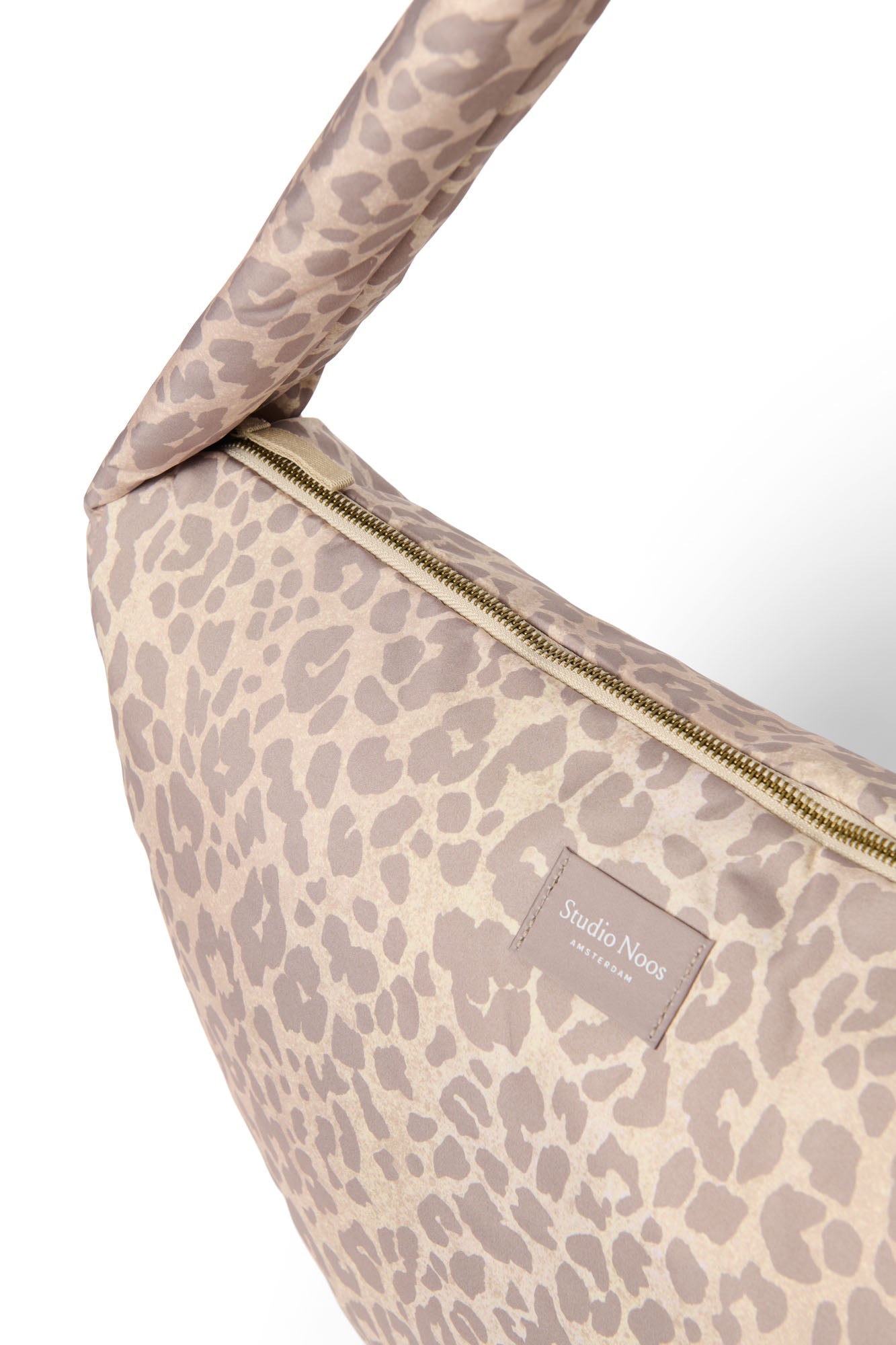 Studio Noos - Cross Body Tasche Puffy Beige Leopard
