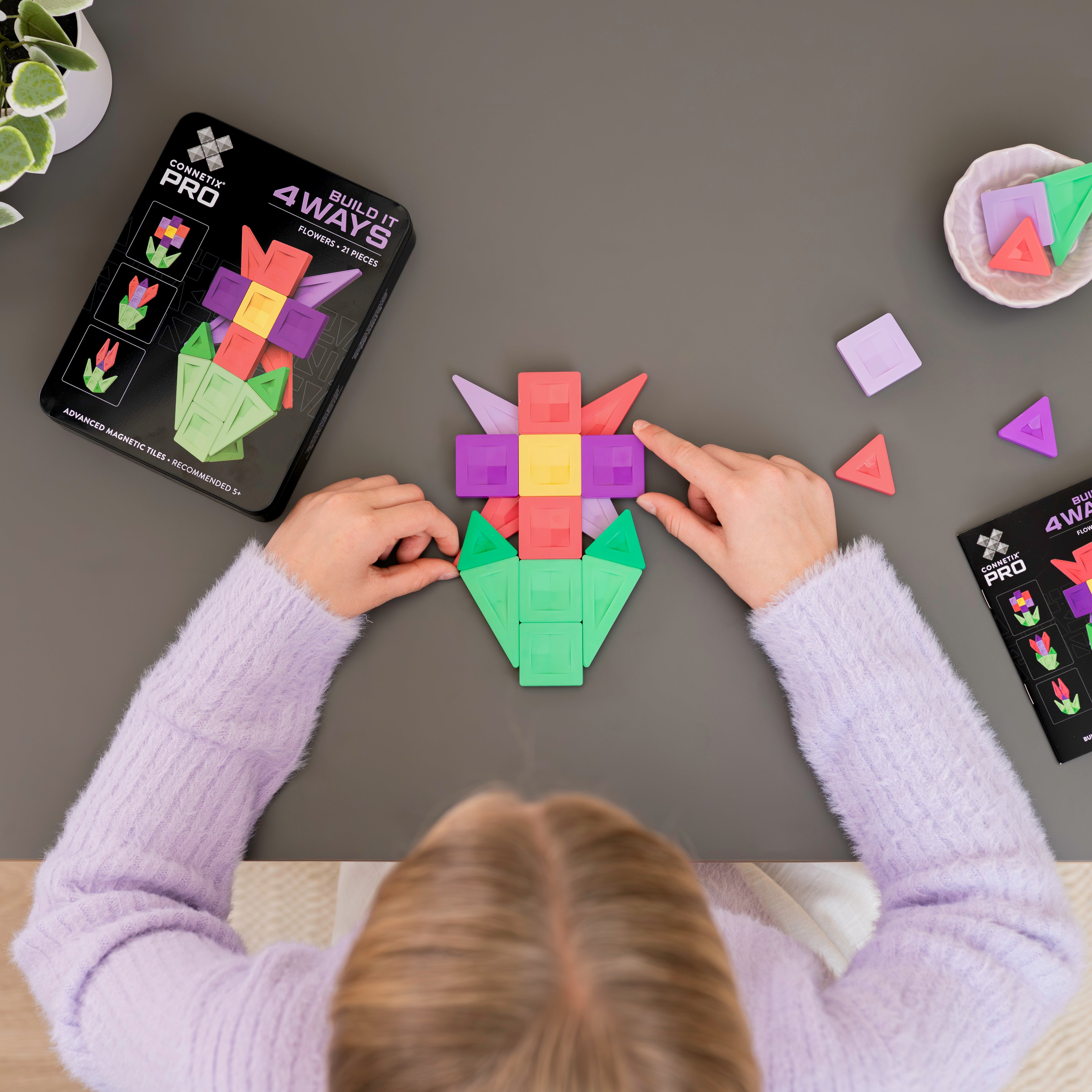 connetix - Magnetbausteine PRO Build It 4 Ways: Blumen