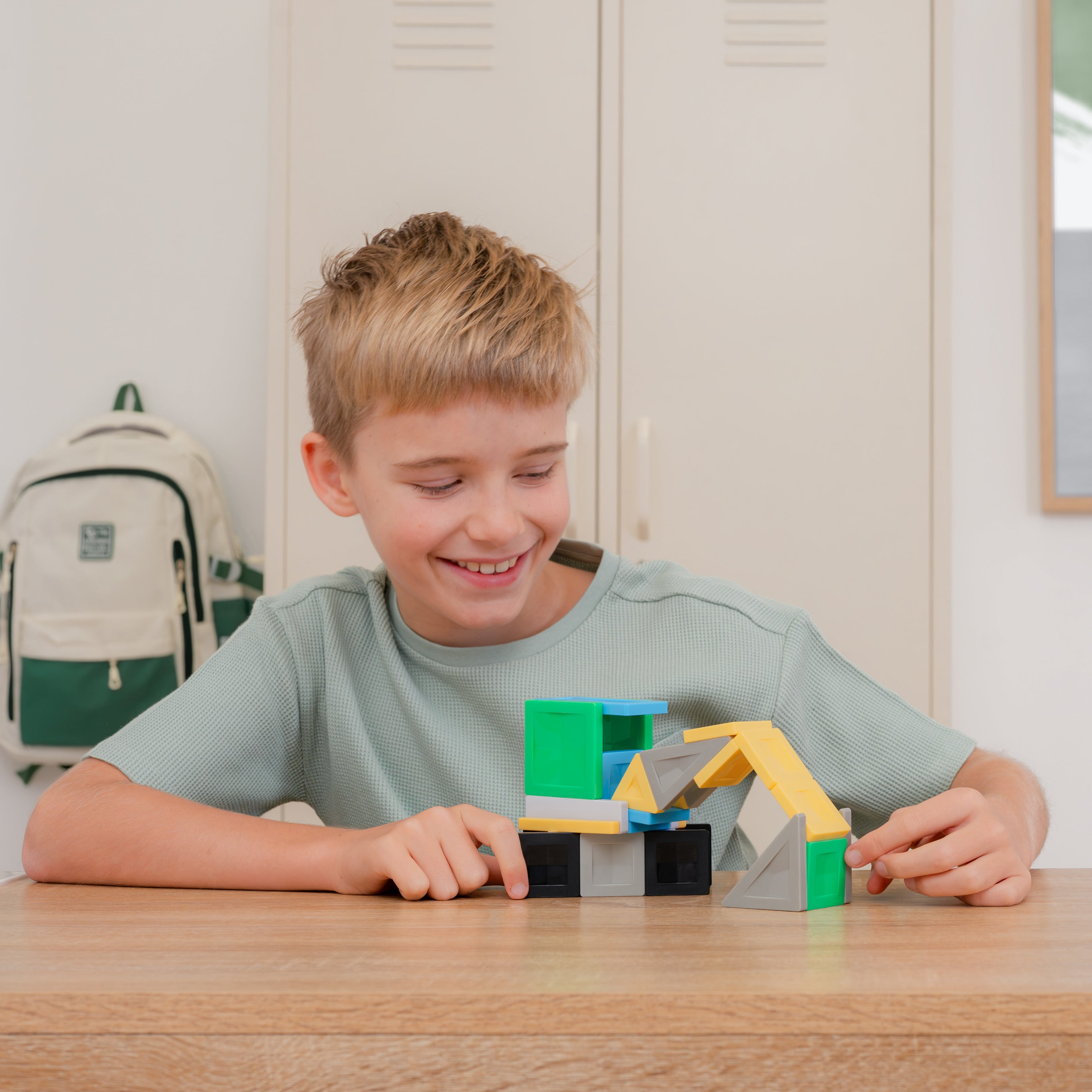 connetix - Magnetbausteine PRO Build It 4 Ways: Fahrzeuge