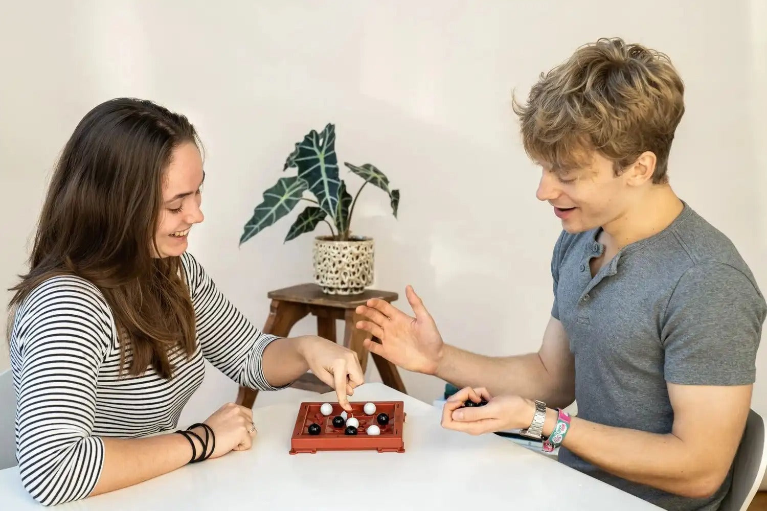 Flexiq - Strategiespiel Orbito