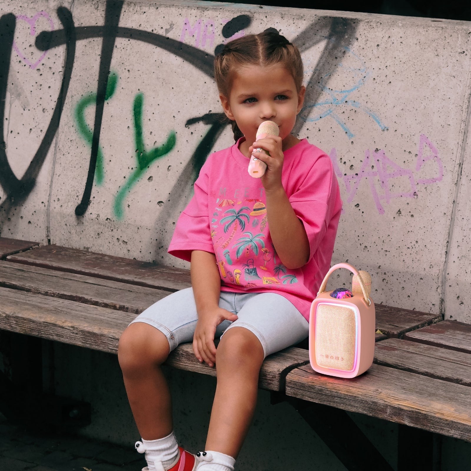 MOB - leuchtender Lautsprecher & Karaoke: Singy Party Pink