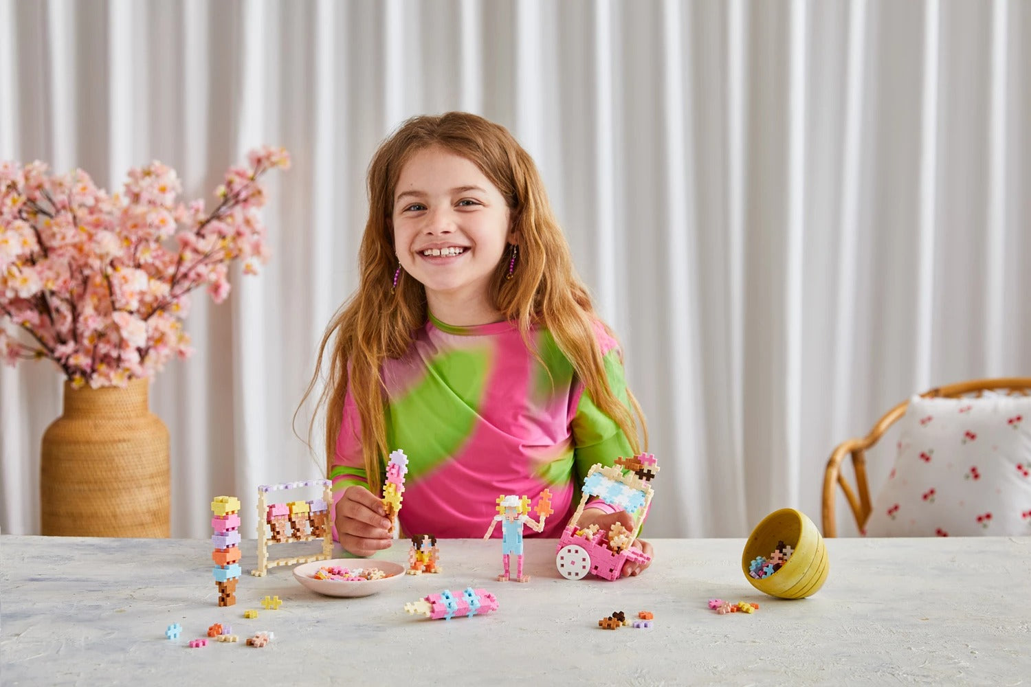 PLUS PLUS - Kreativ Bausteine  285 Stück Puzzle Eiswagen