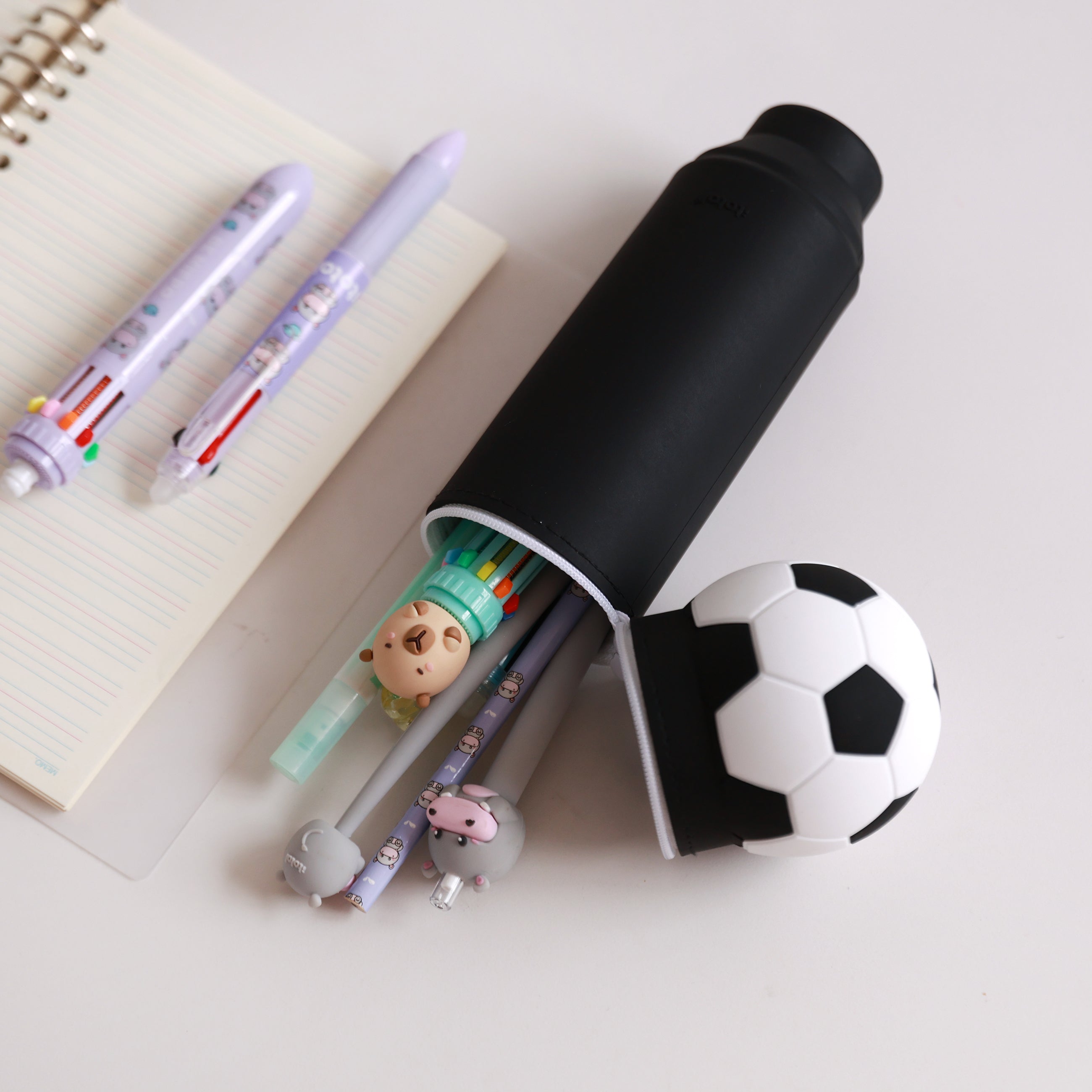 itotal - Mäppchen aus Silikon Fußball