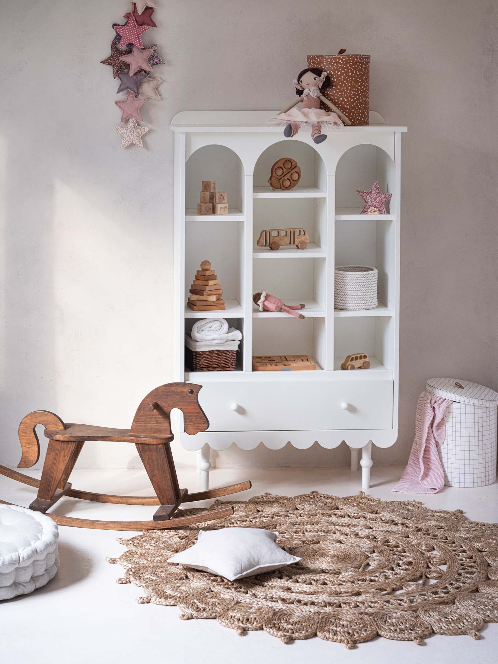 Wood Luck - Bücherregal Babushka off-white