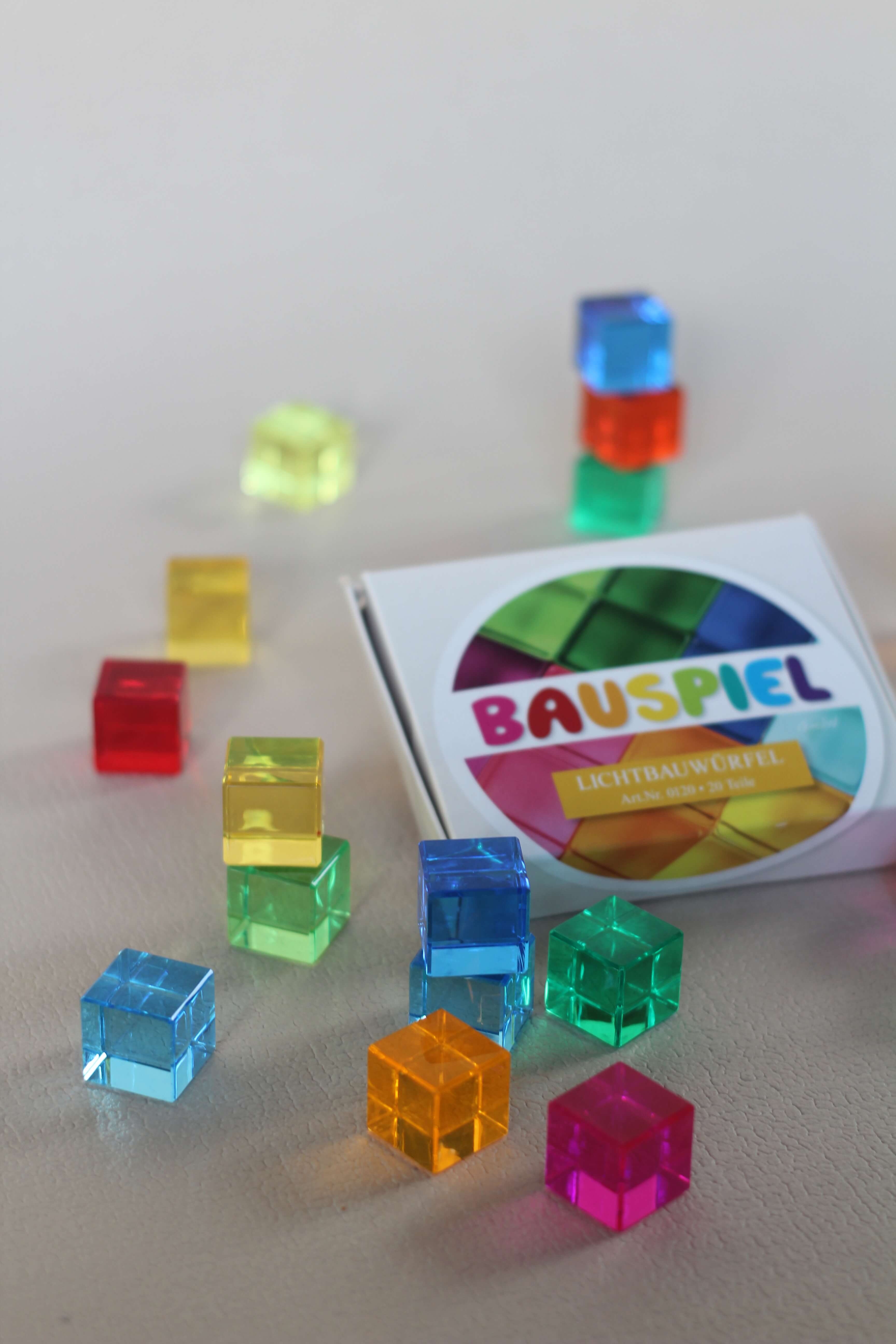 Bauspiel - Lichtbauwürfel 20 Stück in 10 Farben