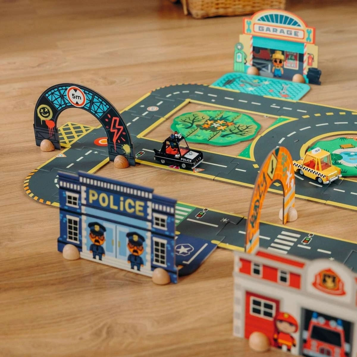 Djeco - Crazy Motors: Bodenpuzzle Stadt