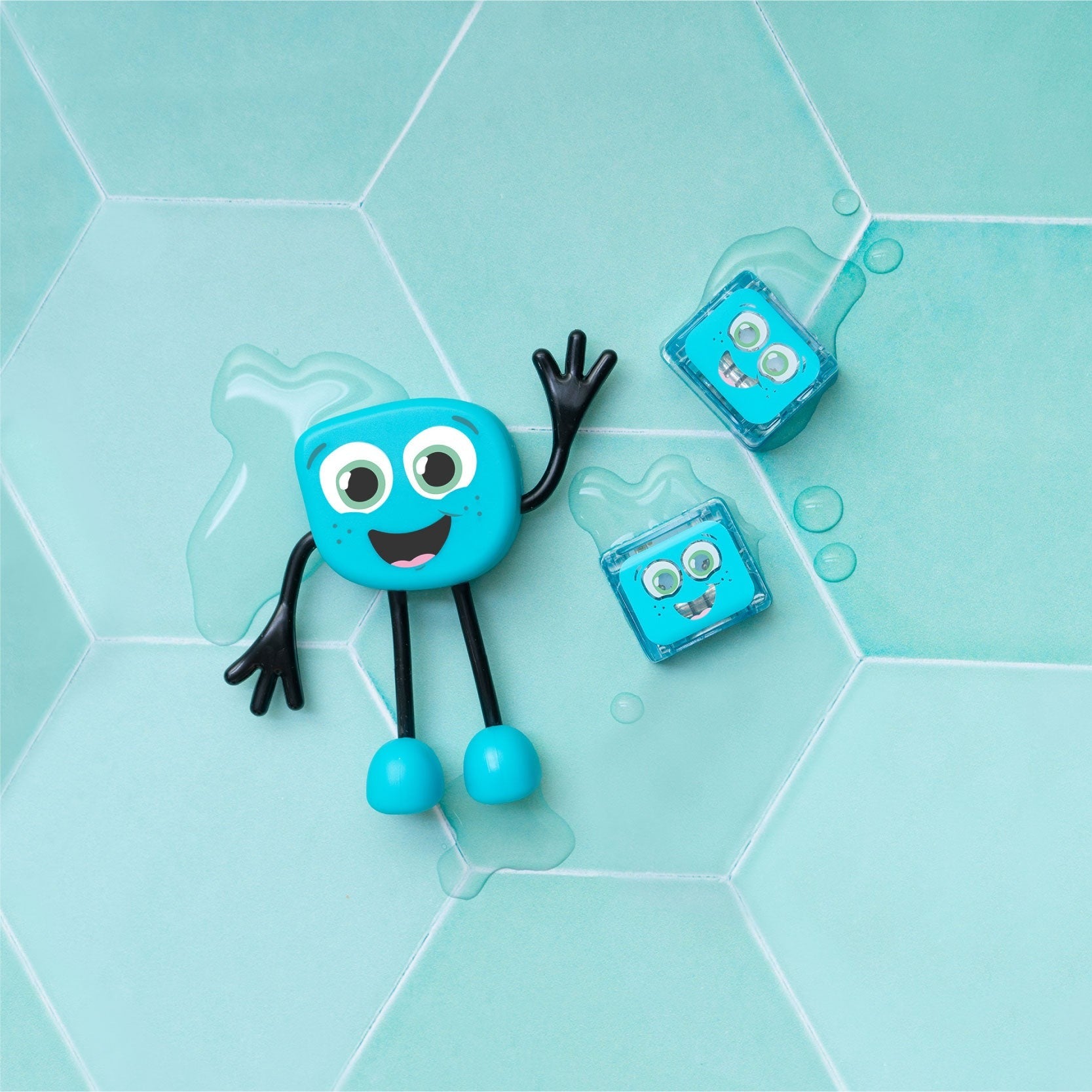 Glo Pals - Badespielzeug Charakter Blair Blau