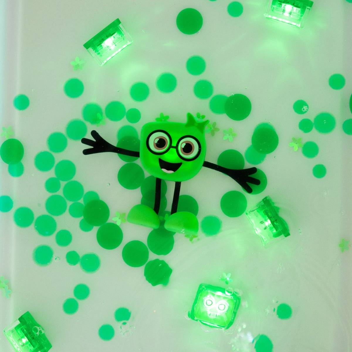 Glo Pals - Badespielzeug Charakter Pippa Grün
