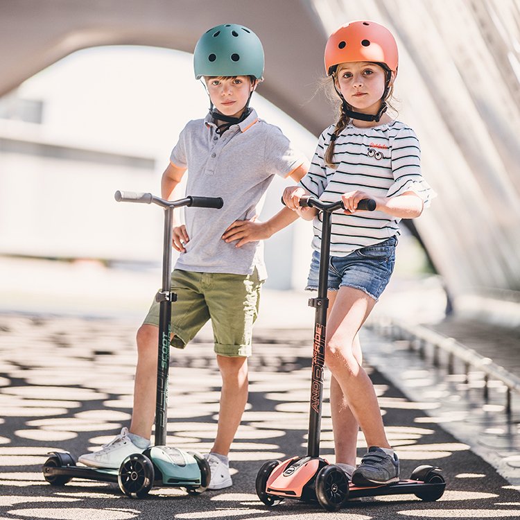 Scoot & Ride - Highwaykick 5 LED peach