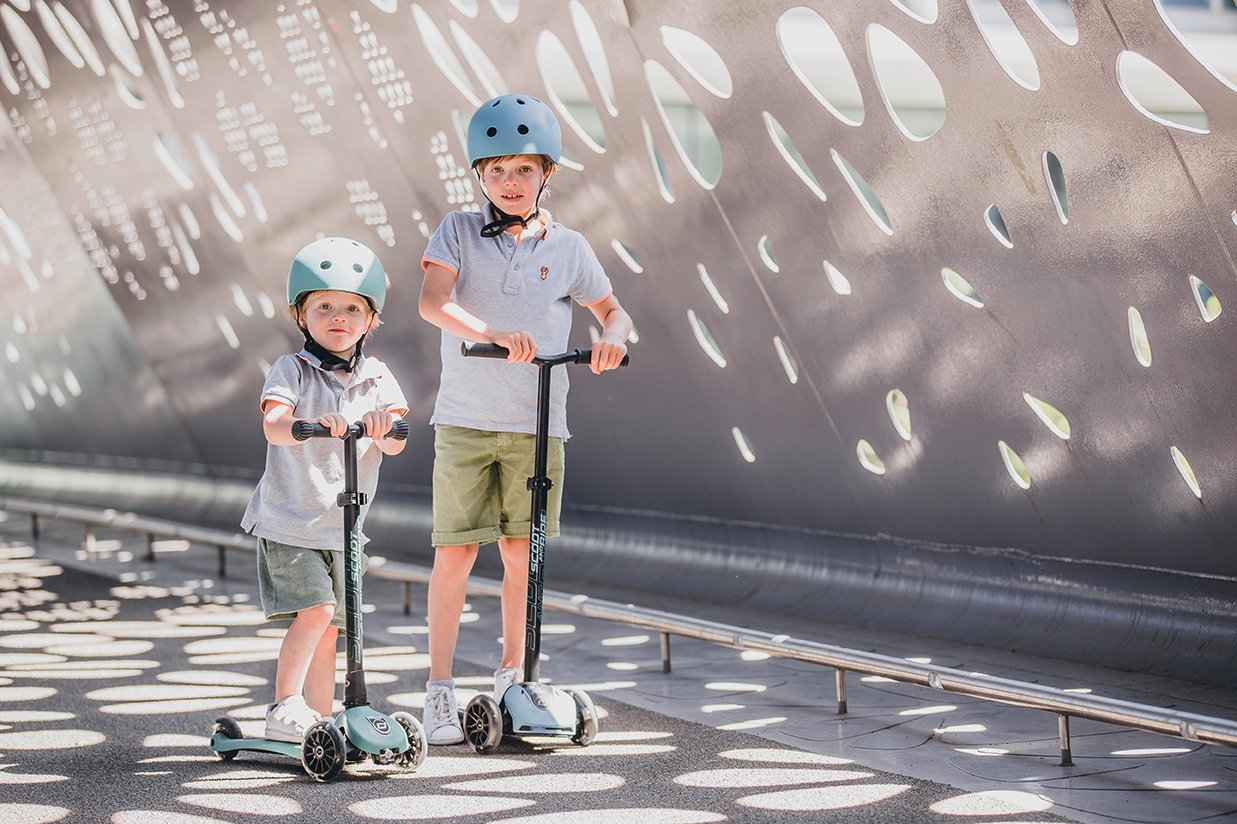 Scoot & Ride - Highwaykick 5 LED steel