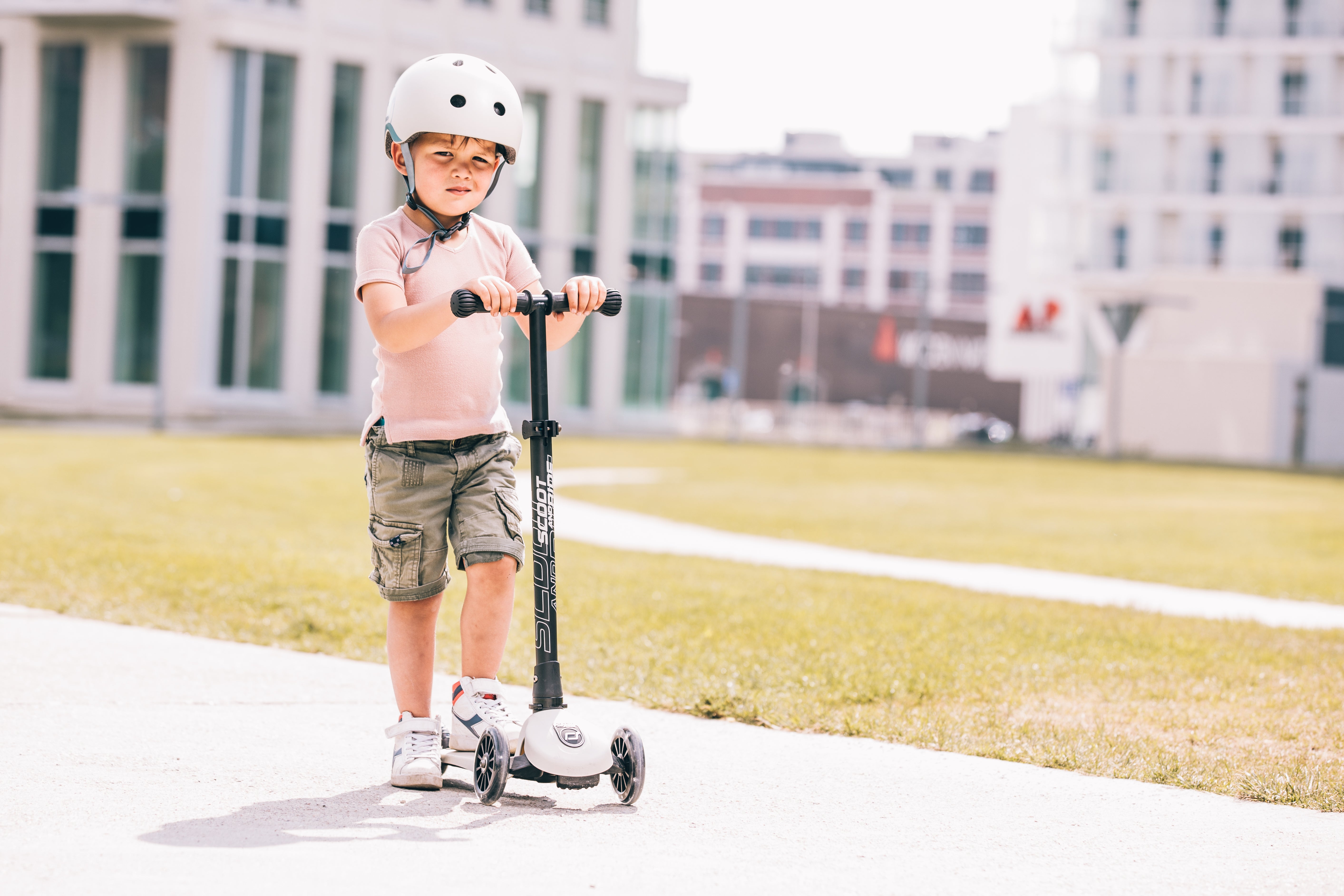 Scoot & Ride - Highwaykick 3 LED ash