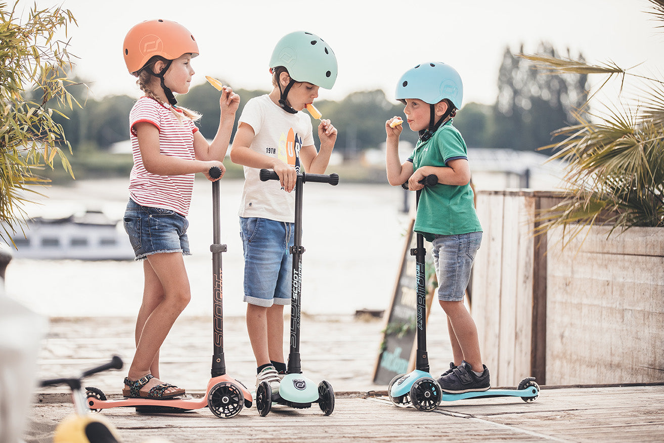 Scoot & Ride - Highwaykick 3 LED blueberry
