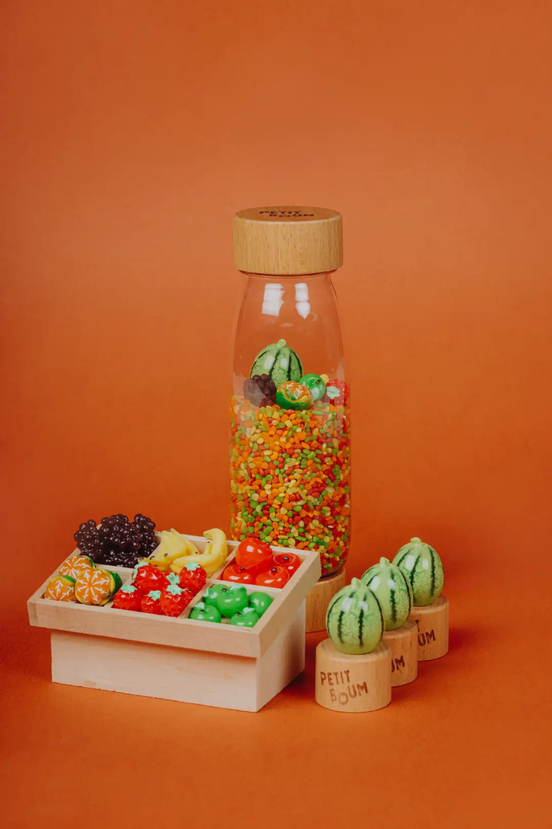 PETIT BOUM - Sensorikspielzeug "Learn Bottle Fruits"