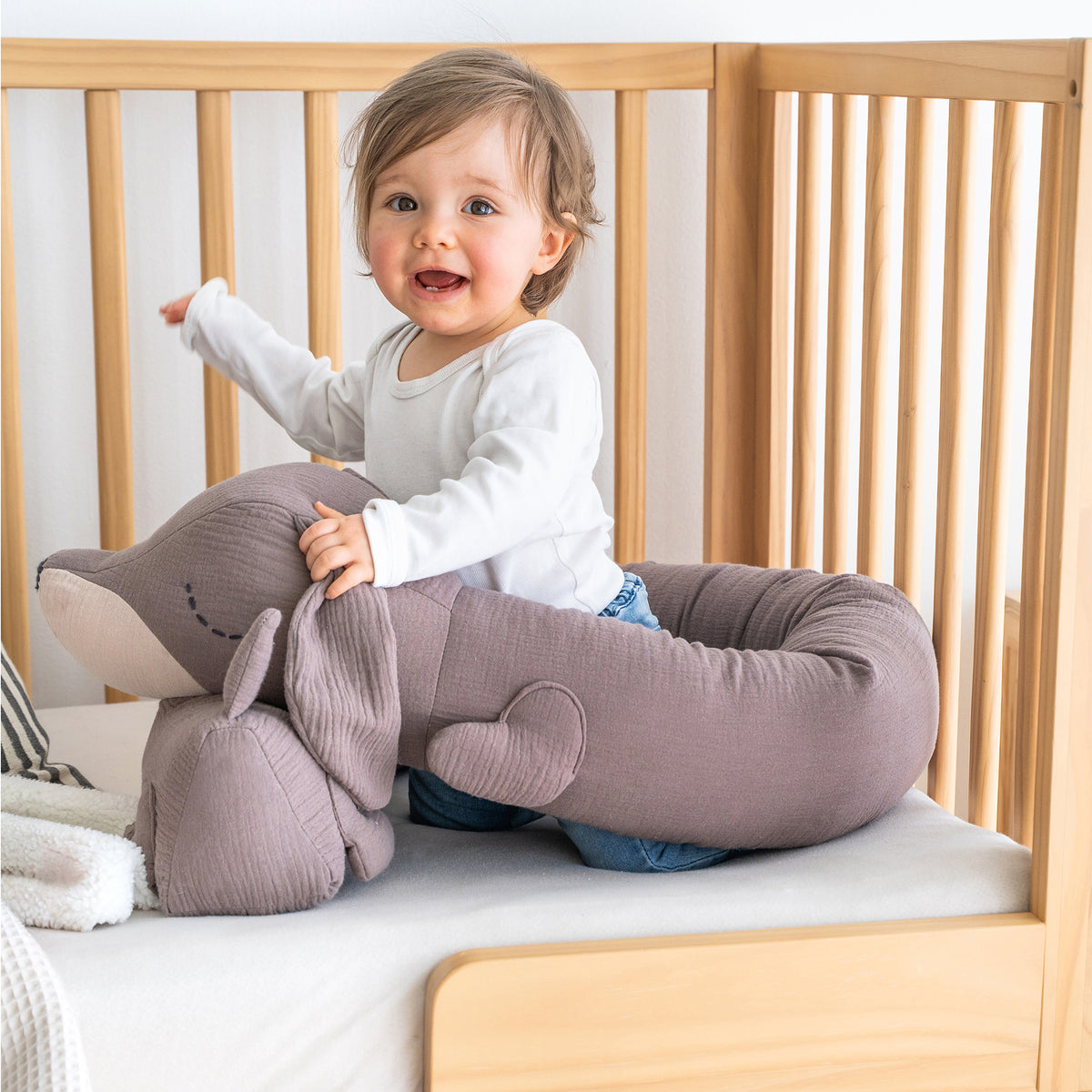 Julius Zöllner - Bettschlange: Sleep Buddy Dackel