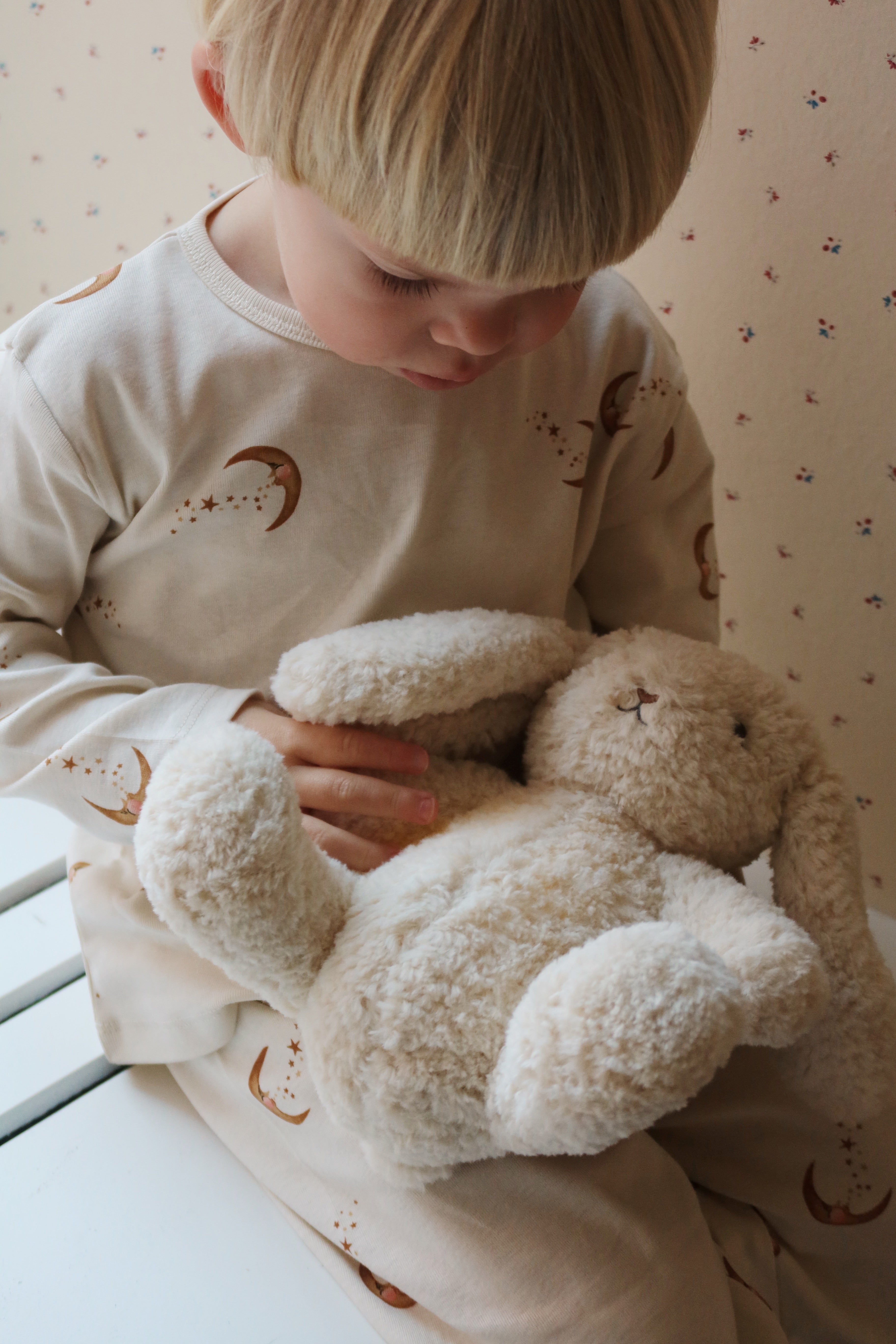 konges slojd - Kuscheltier mit Licht und Sound Off white
