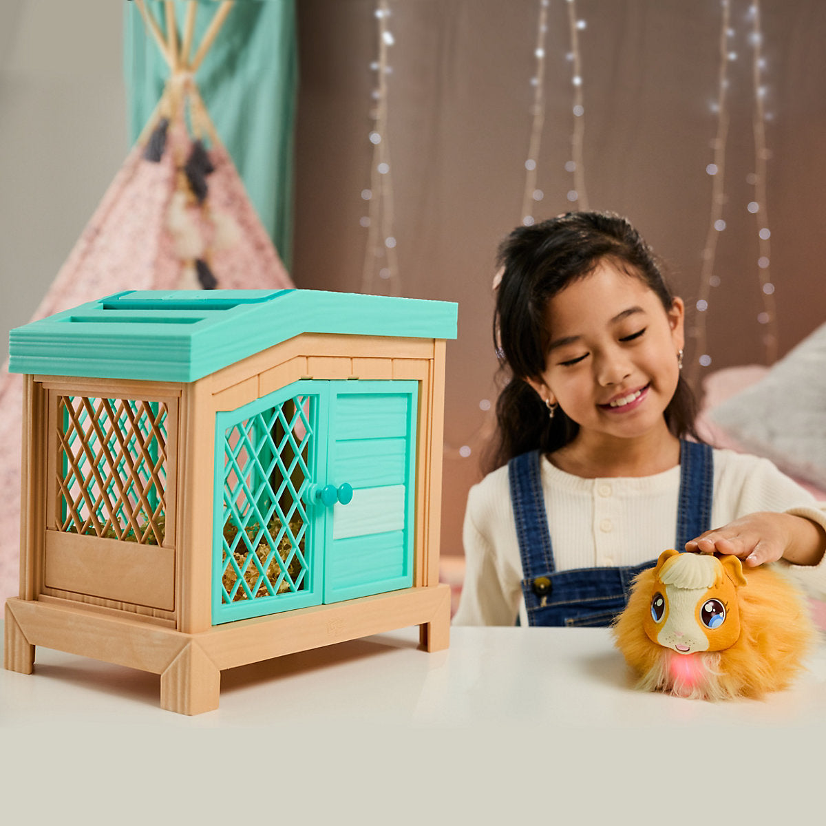 Little Live Pets - Interaktives Mamameerschweinchen mit Stall