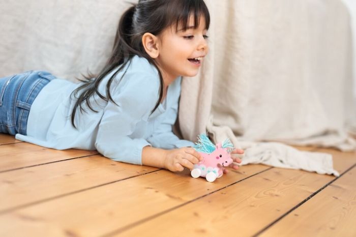 moses - Einhorn mit Rückziehmotor