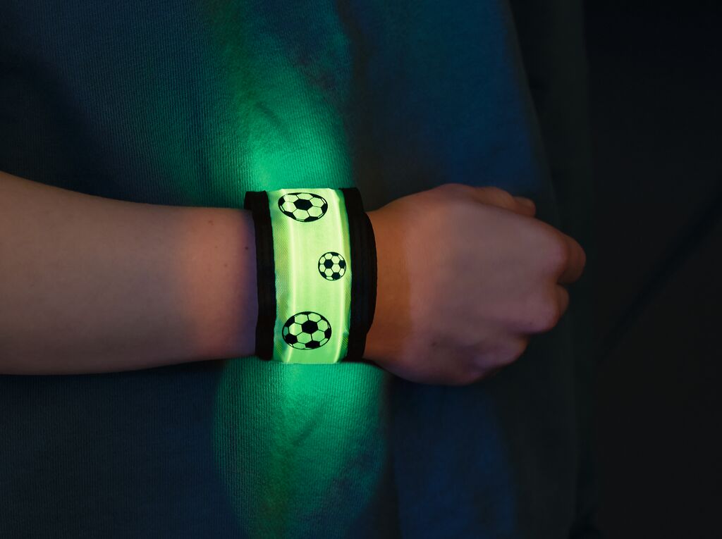 moses - Fußball Leuchtendes Snap Band