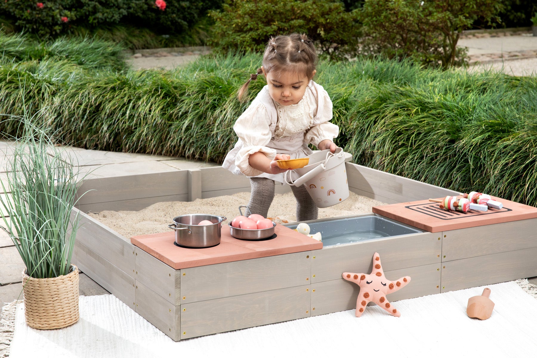 MUDDY BUDDY ® - Sandkasten "Wild Bear" warmgrau puderrosa