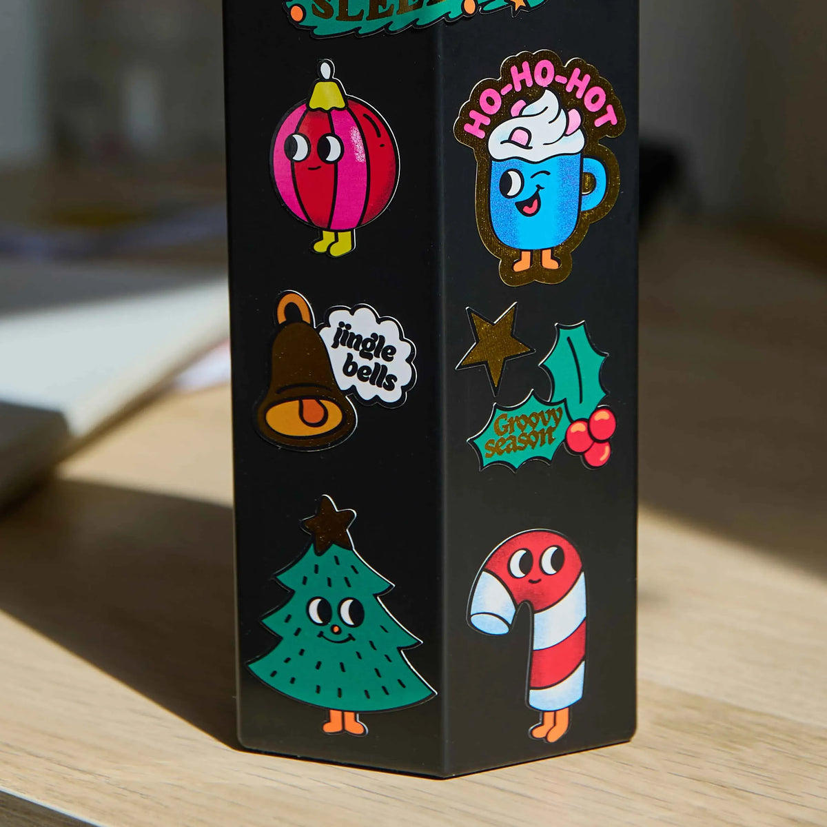 omy - Weihnachtssticker in Neon & Gold  Groß