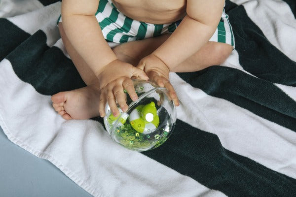PETIT BOUM - Sensorikspielzeug "Happy Bubbles Frosch"