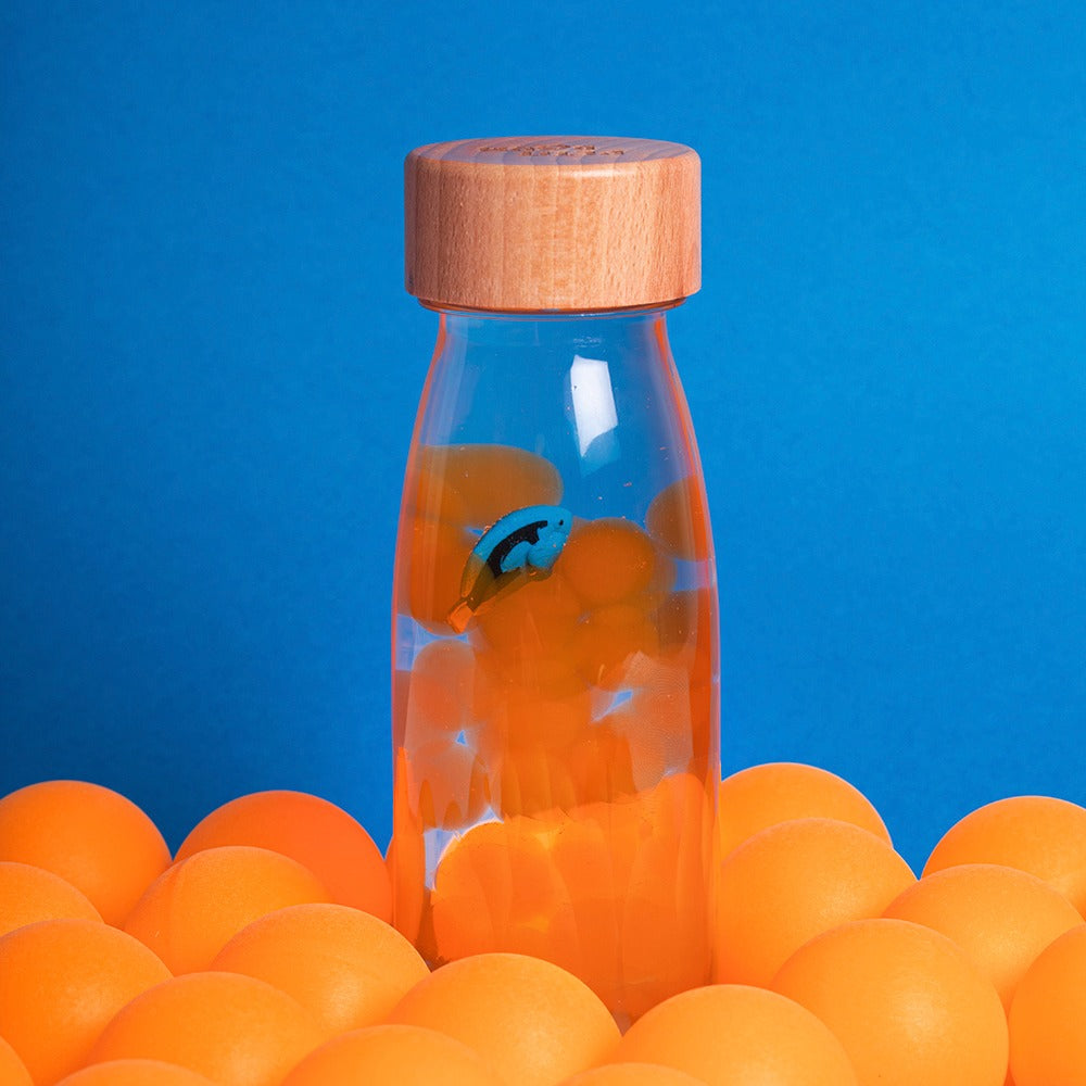 PETIT BOUM - Sensorikspielzeug "Bottle Blue Tang"