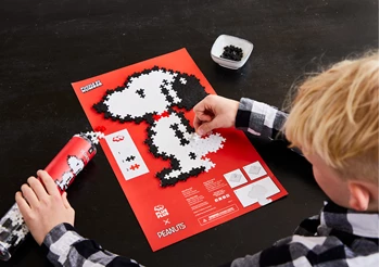 PLUS PLUS - Kreativ Bausteine 275 Stück Snoopy