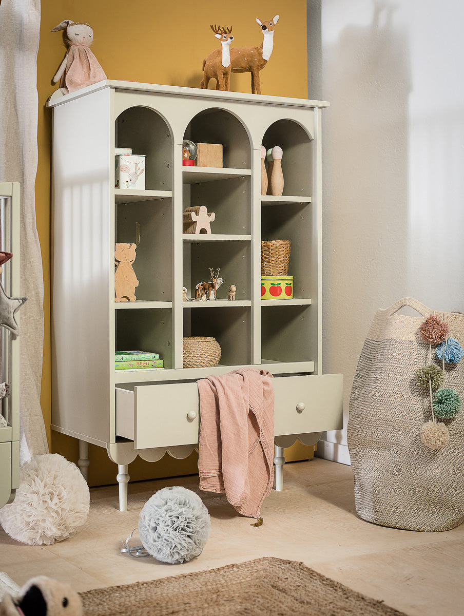 Wood Luck - Bücherregal Babushka olive