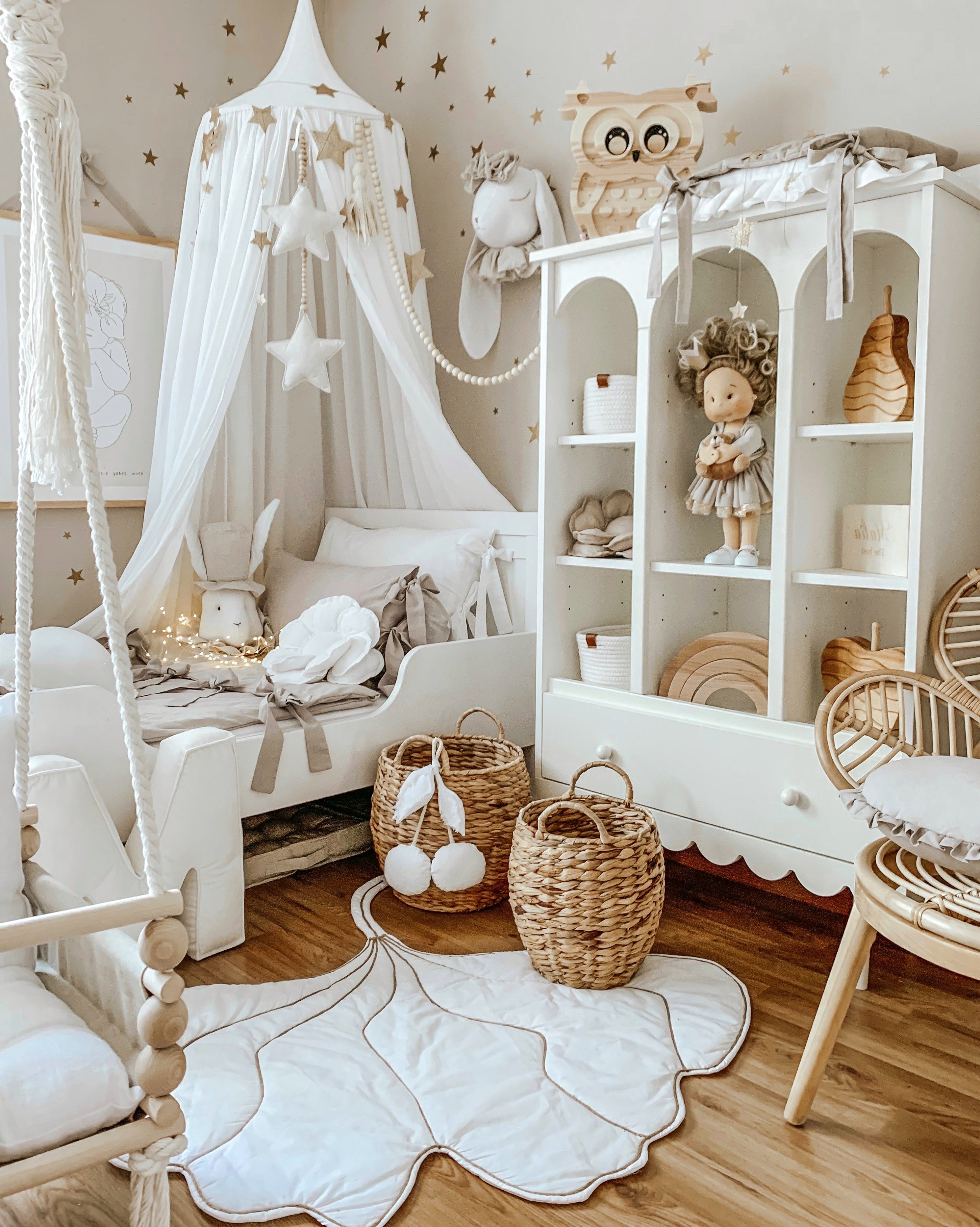 Wood Luck - Bücherregal Babushka off-white