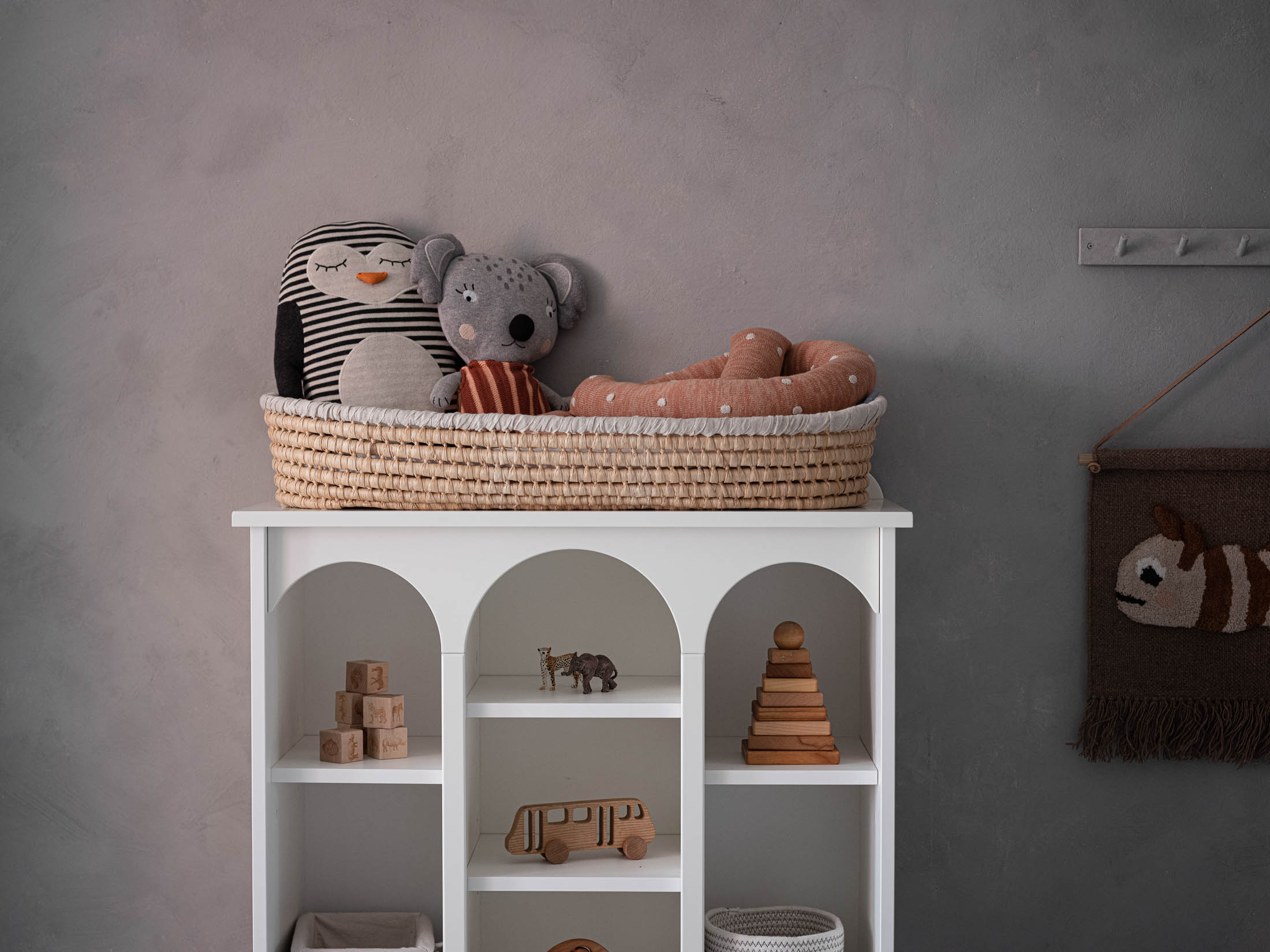 Wood Luck - Bücherregal Babushka off-white