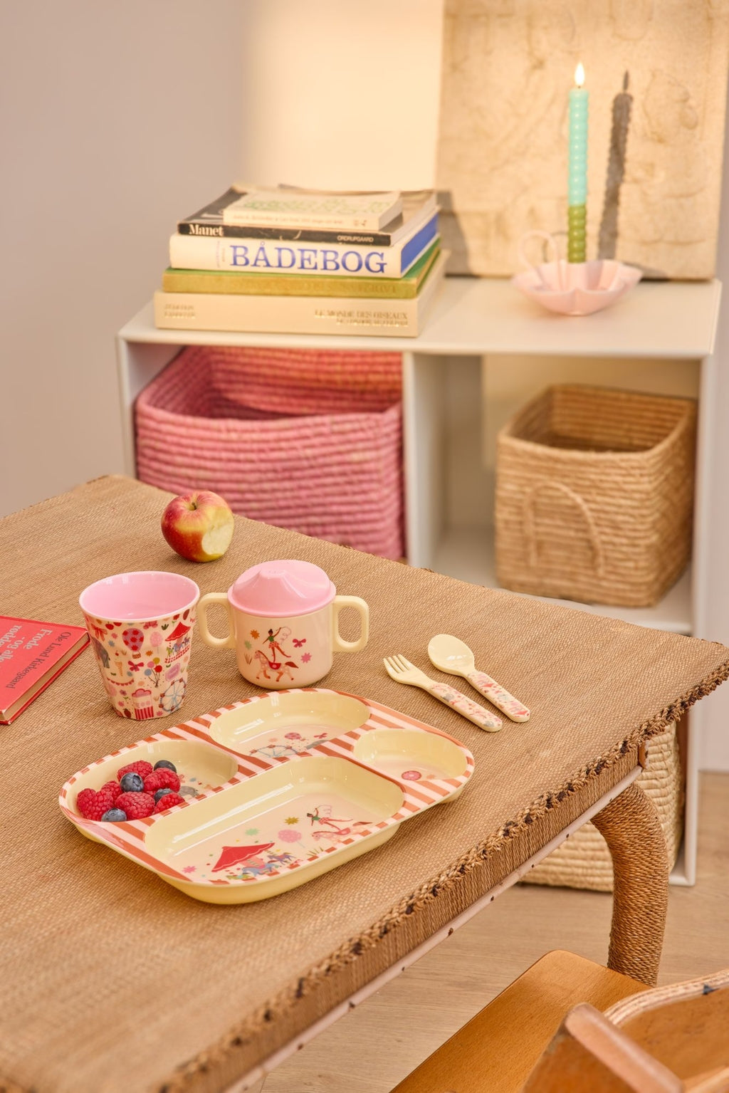 RICE - Teller aus Melamin Fun Fair Print Pink unterteilt