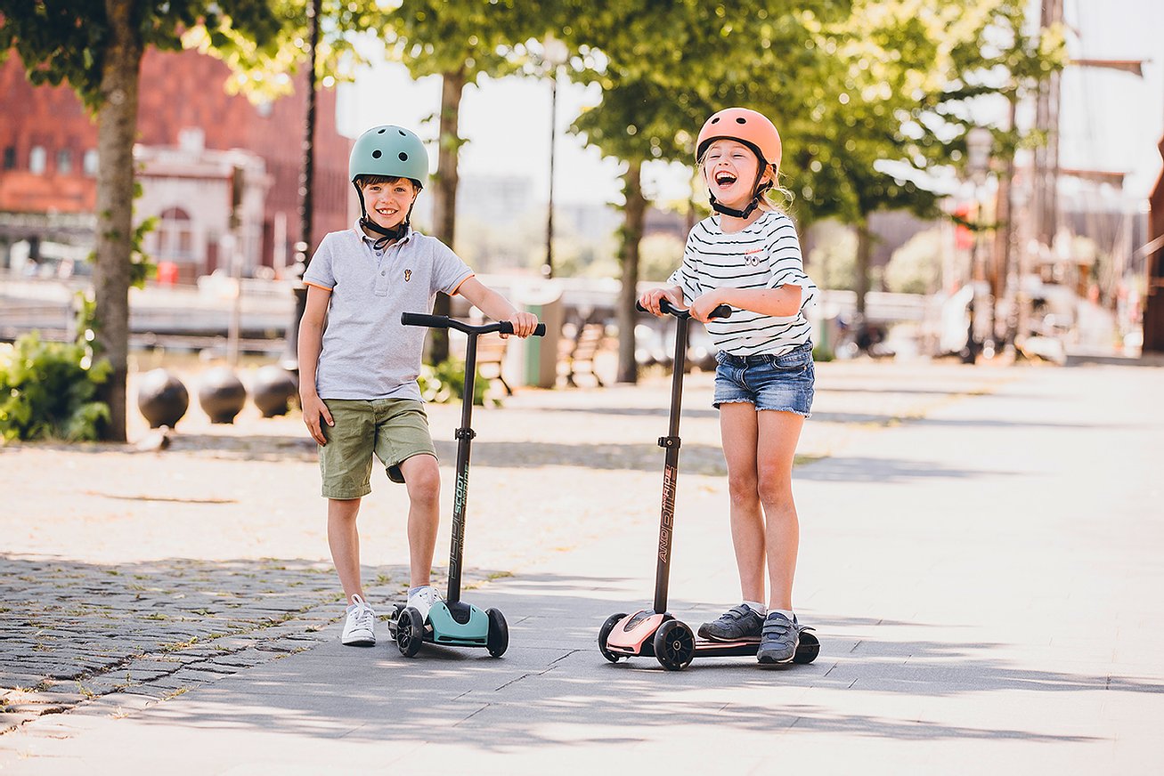 Scoot & Ride - Highwaykick 5 LED peach