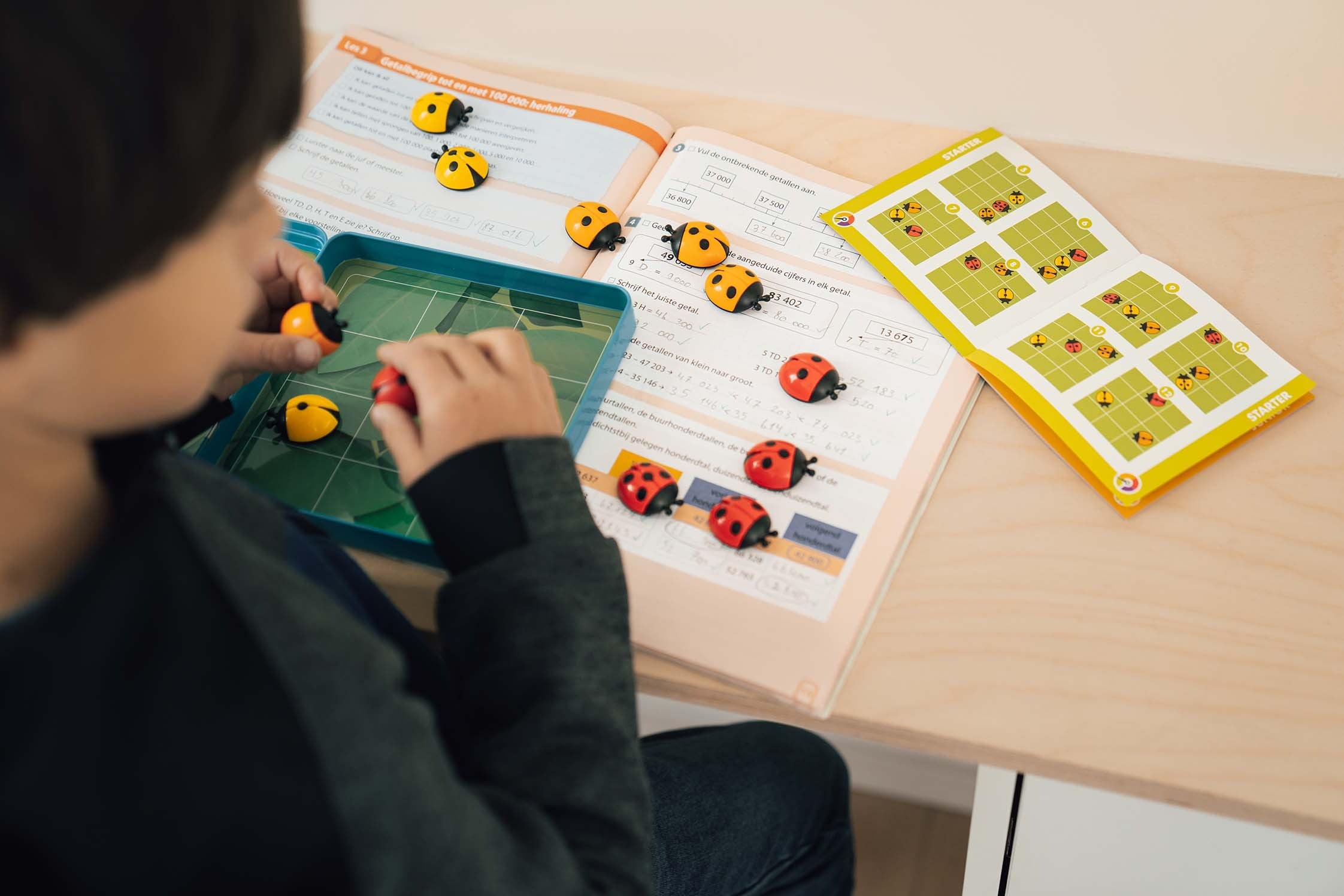 smart games - Reisespiel: Käfer Karussell