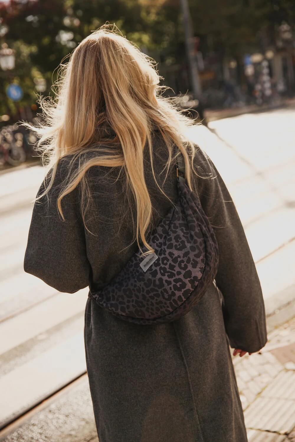Studio Noos - Tasche Fanny Pack Antra Leopard Puffy