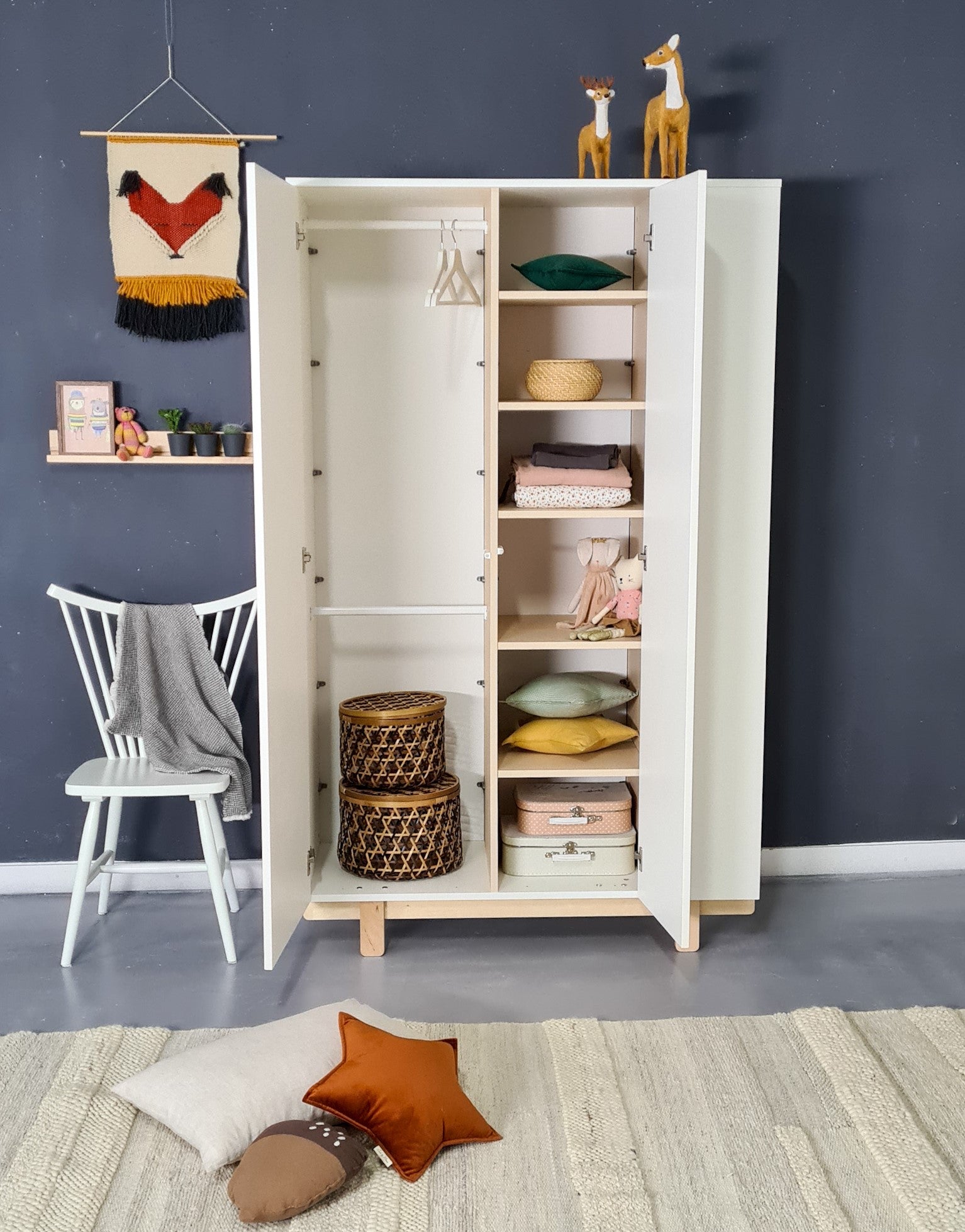Wood Luck - Kleiderschrank Basic off-white