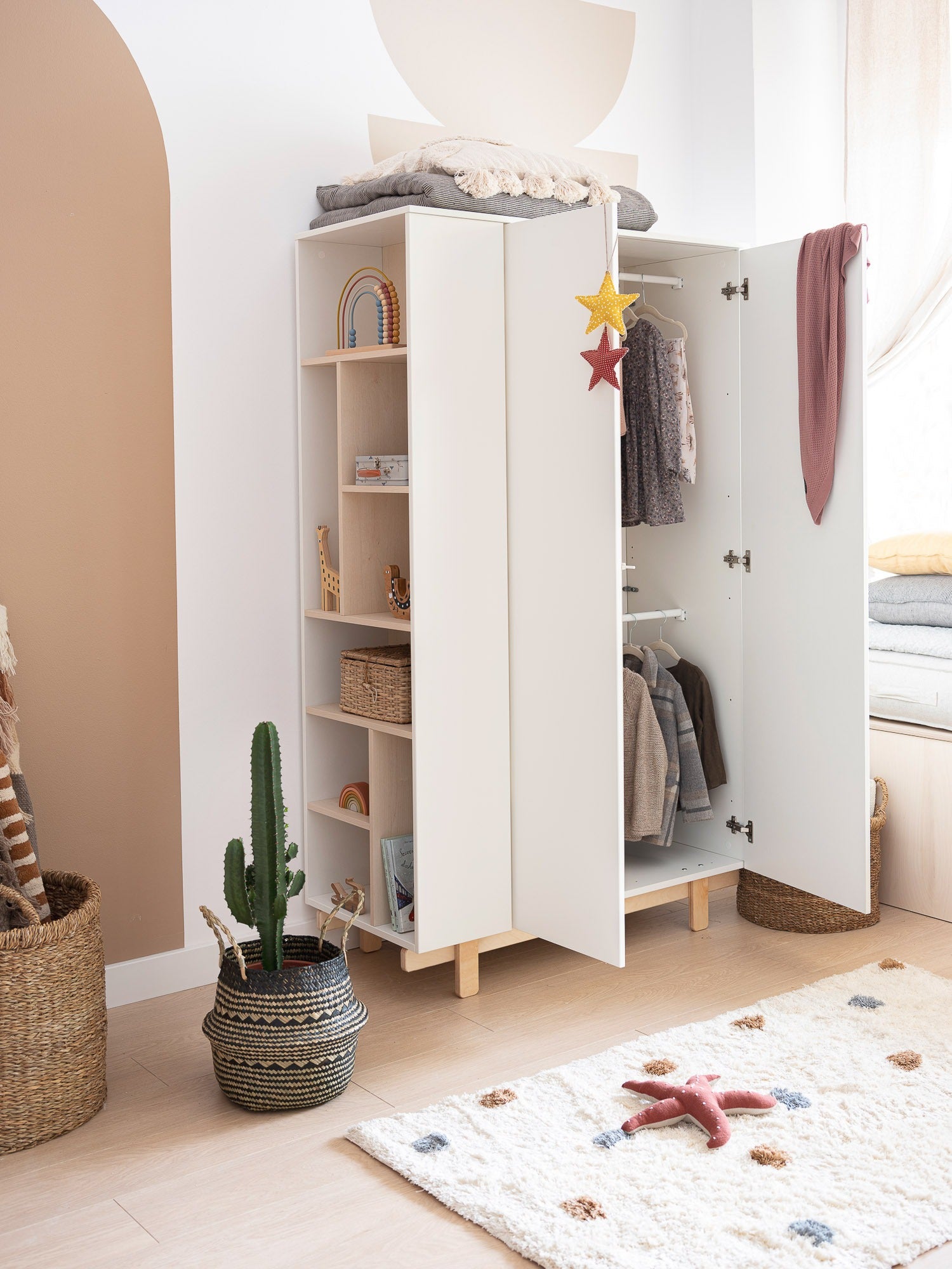 Wood Luck - Kleiderschrank Basic off-white
