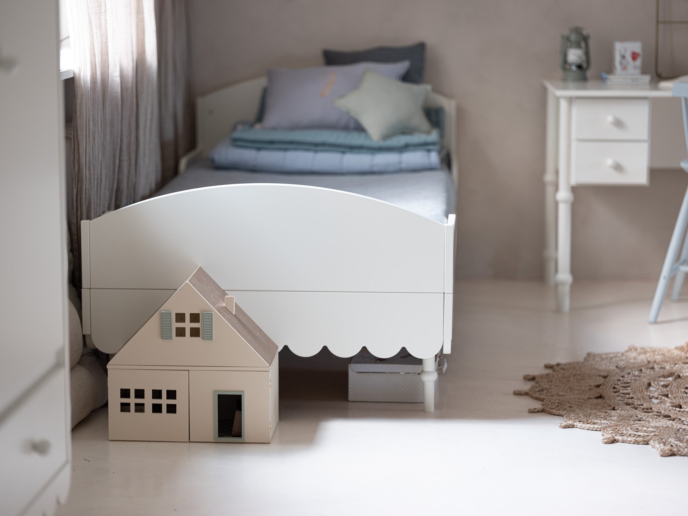 Wood Luck - Bett Babushka 90x200 off-white