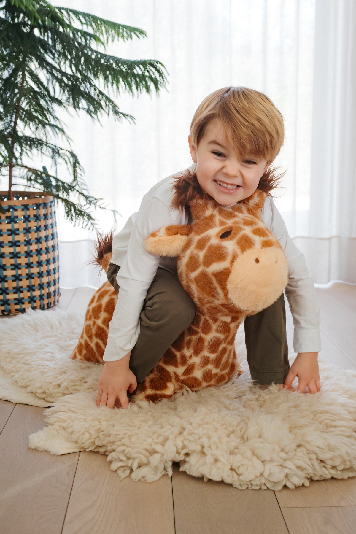 WILD & SOFT - Soft Bouncies Giraffe