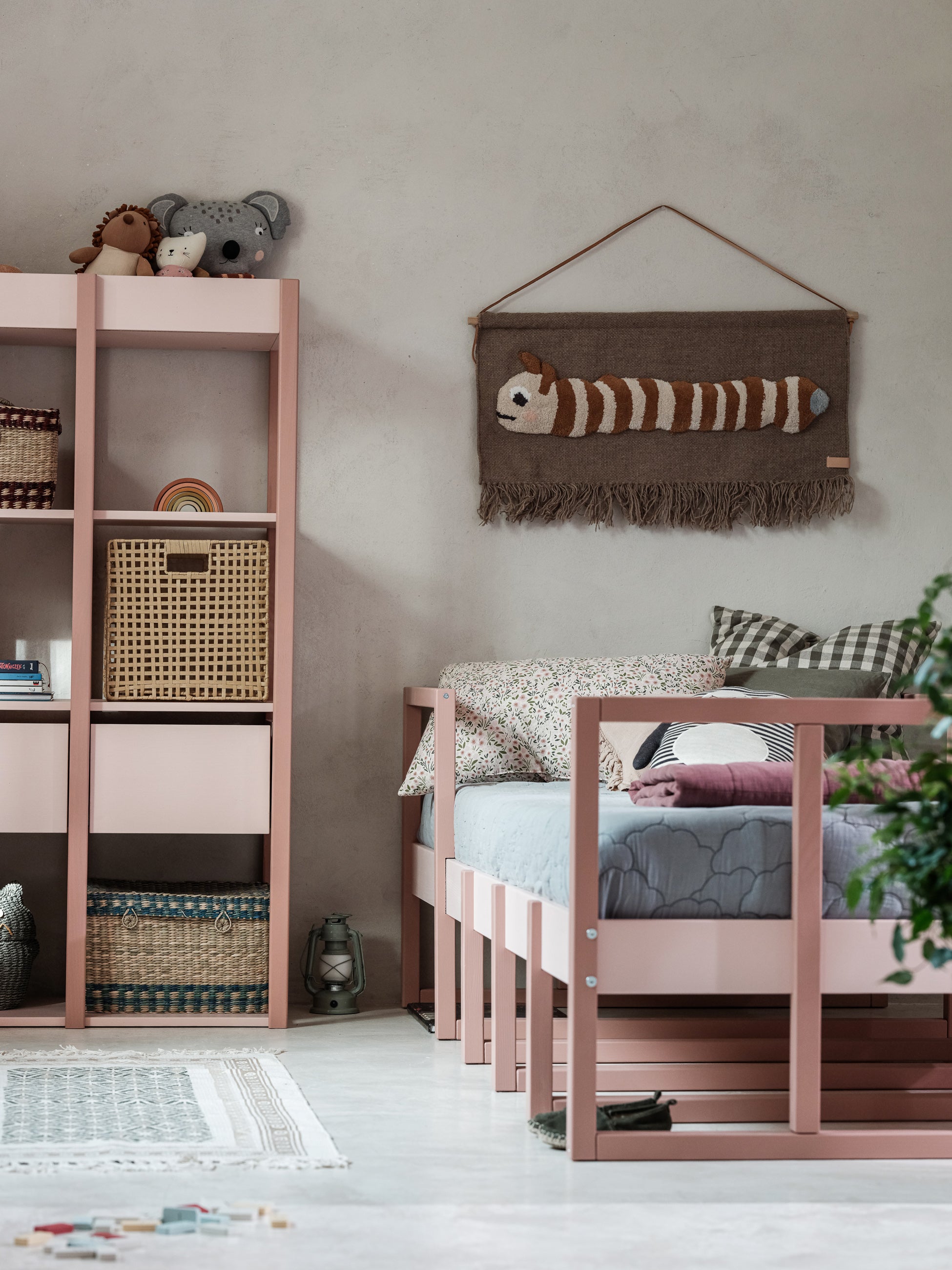 Wood Luck - Bett Tweens 90x200 pink-coral