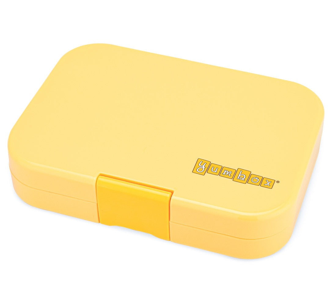 Yumbox Panino Lunchbox, Yoyo Yellow, Gelb, geschlossen, Bento-Box, Schule, kompakt, robust, BPA-frei, spülmaschinenfest, Klickverschluss, Kindgerecht, flach, abgerundet, Logo.