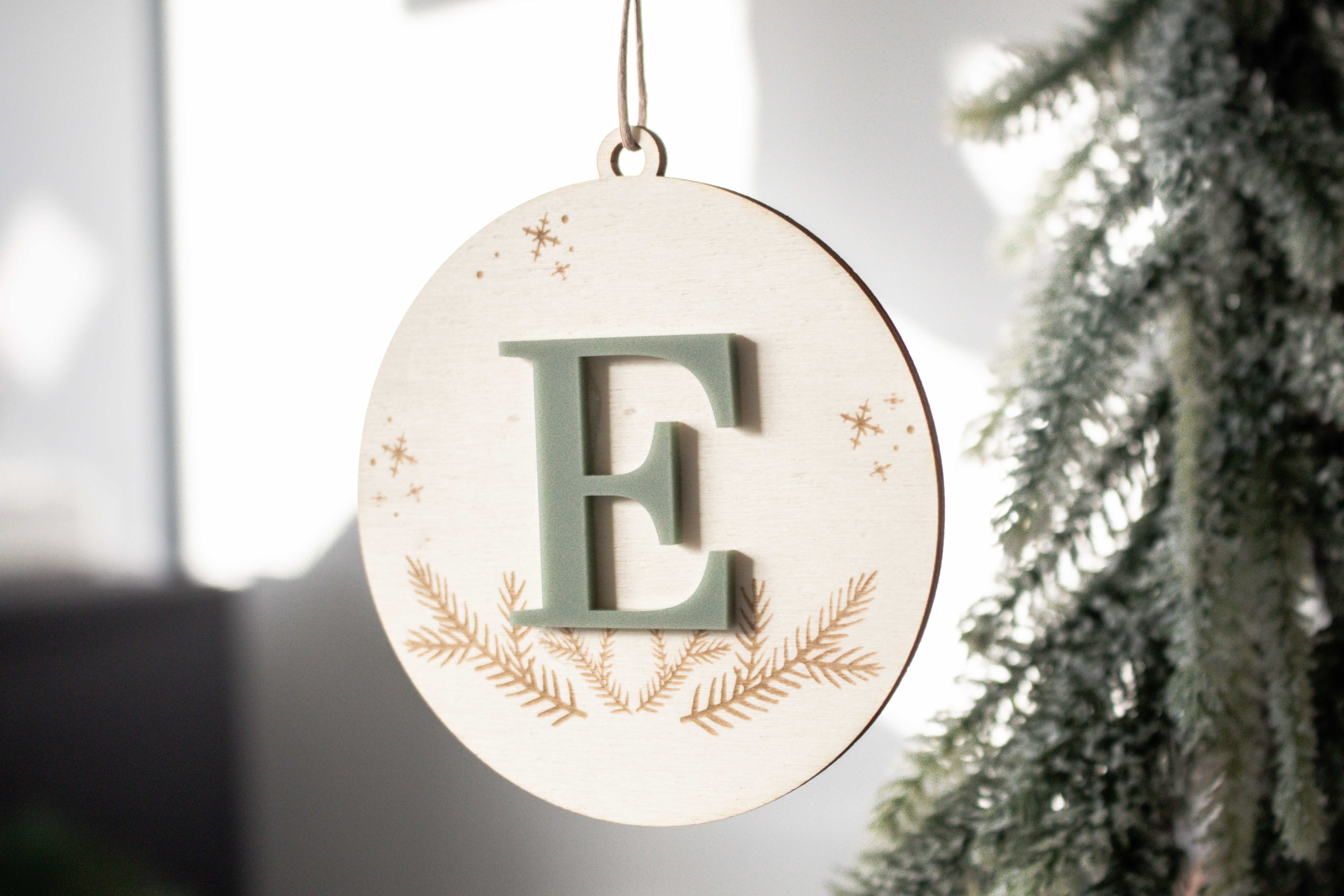 Invy Design - Weihnachtsanhänger "Initial" Invy Design - Weihnachtsanhänger "Initial"